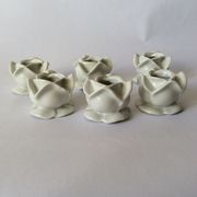 Lot de 6 bougeoirs rose en porcelaine blanche