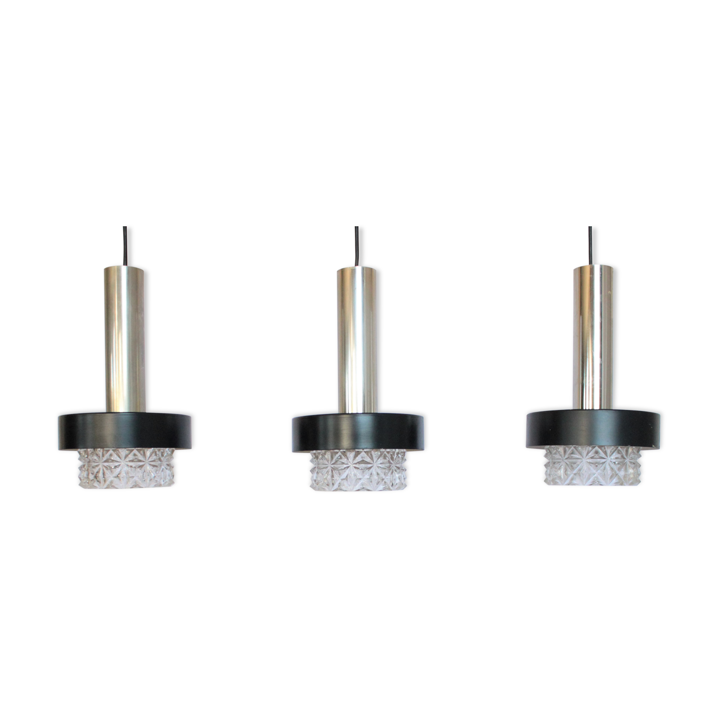 Lot de trois suspensions pendants Raak 1970