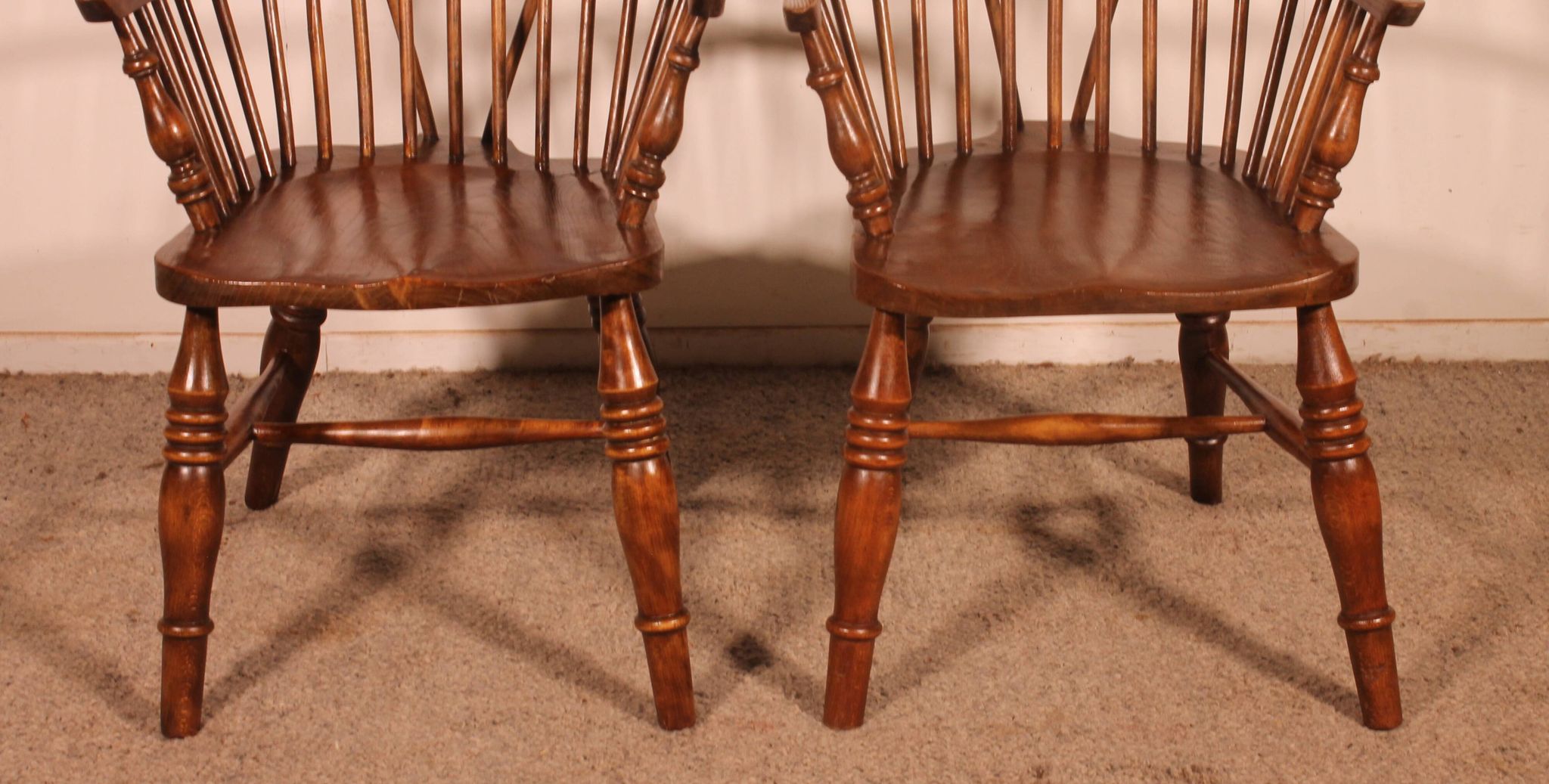 Pair of 19th Century English Windsor Armchairs