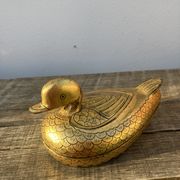 Canard en bois en laqué dorée de Birmanie milieu XXème formant une boîte