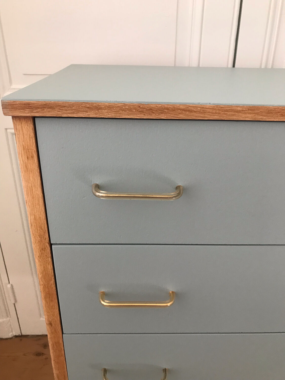 Vintage chest of drawers 4 drawers Almond from Resources