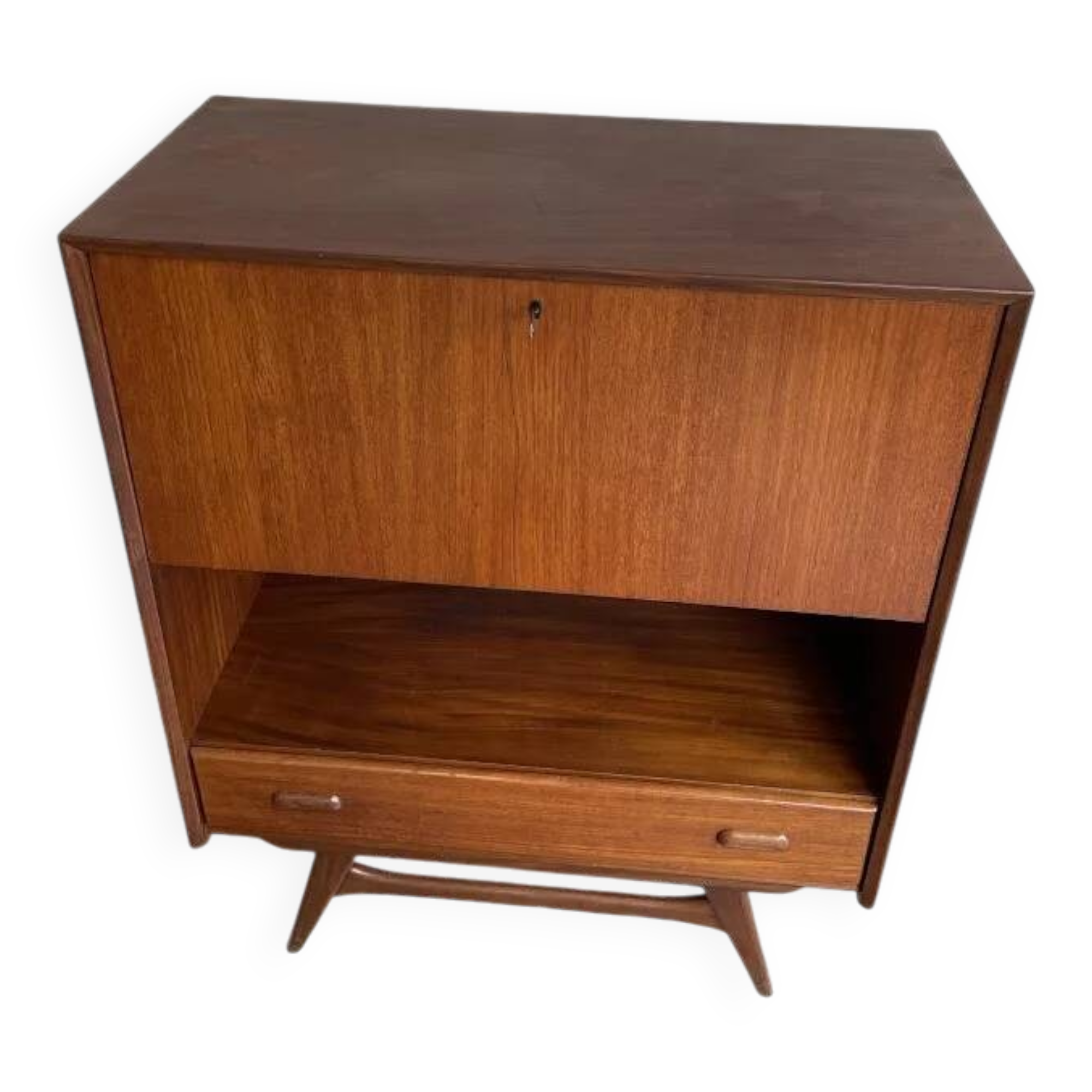 L. Van Teeffelen cupboard