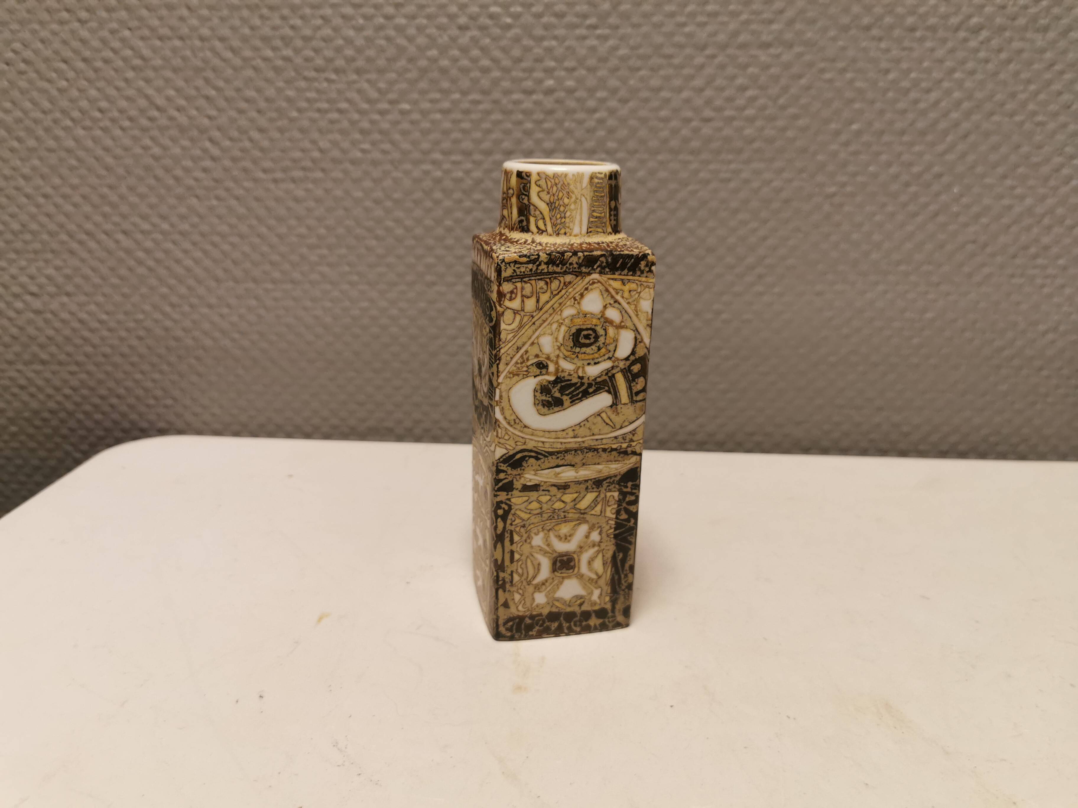 Nils Thorsson Baca vase for Royal Copenhagen Denmark, abstract design, 1960s