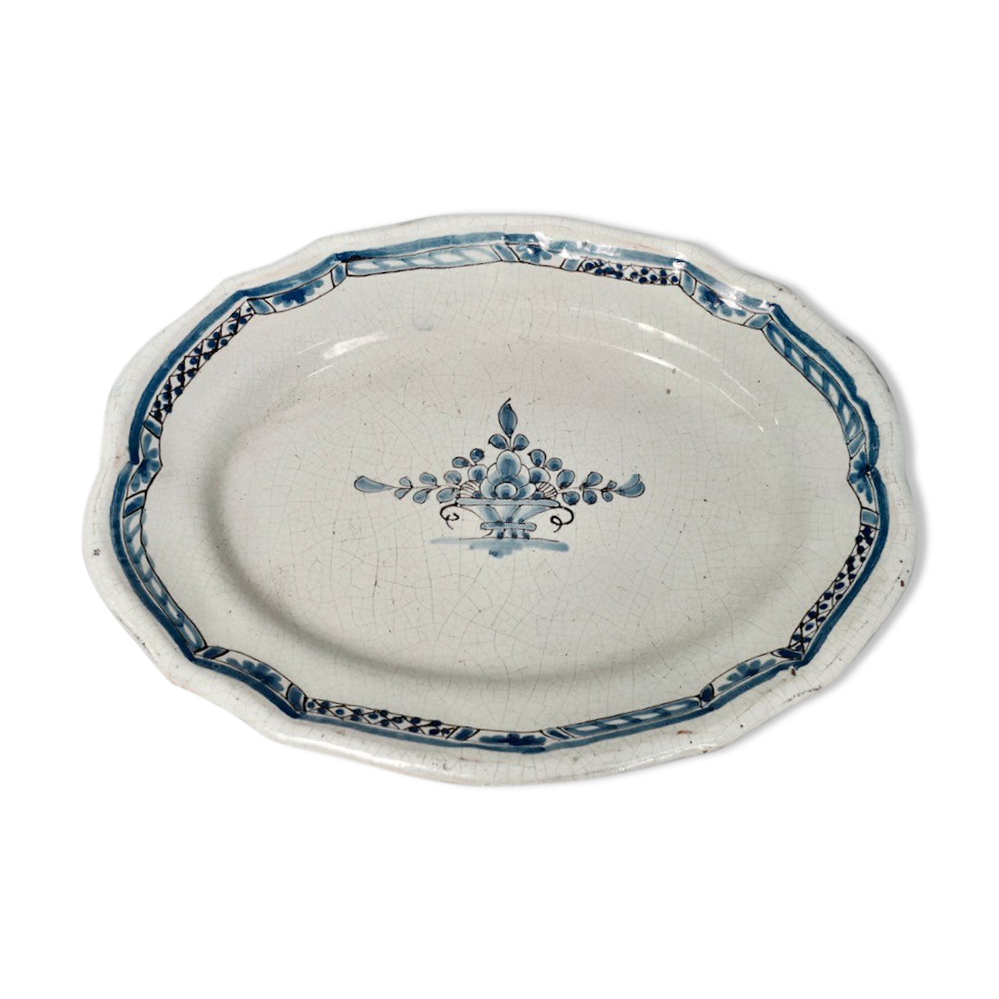 Oval Plate In Rouen Faïence , Cul Noir 18th