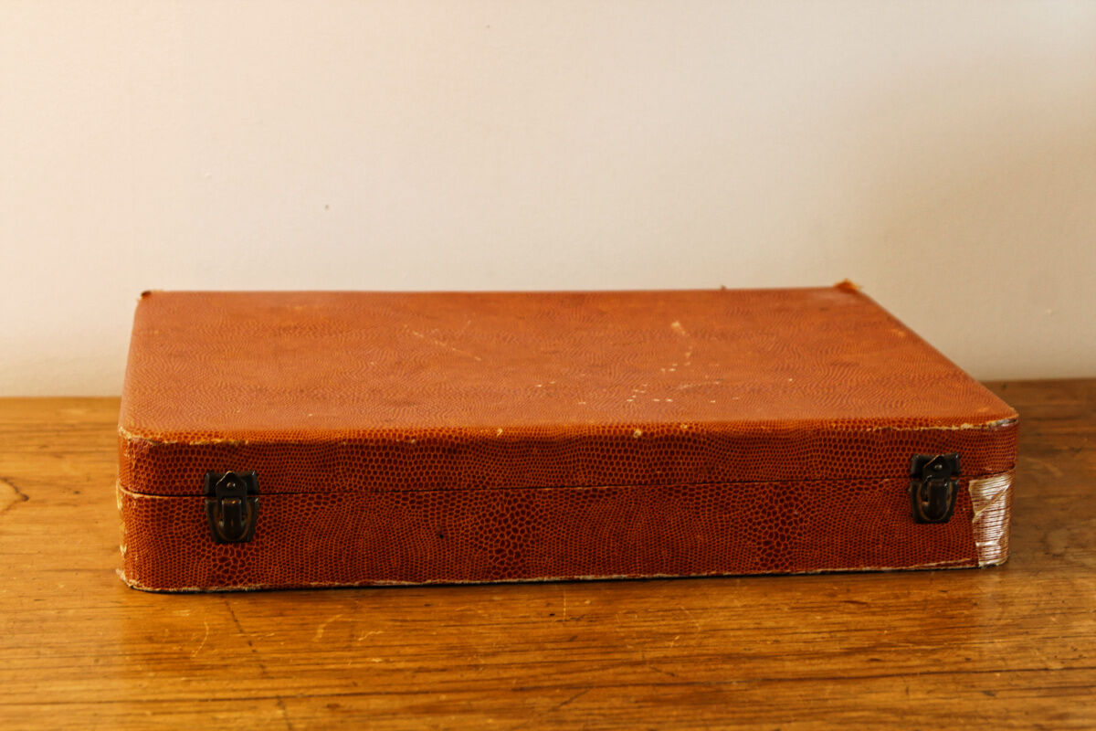 Art Deco cuttlery in silver metal