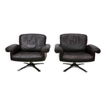 Pair of Vintage De Sede DS-31 Swivel Armchairs in Brown Leather