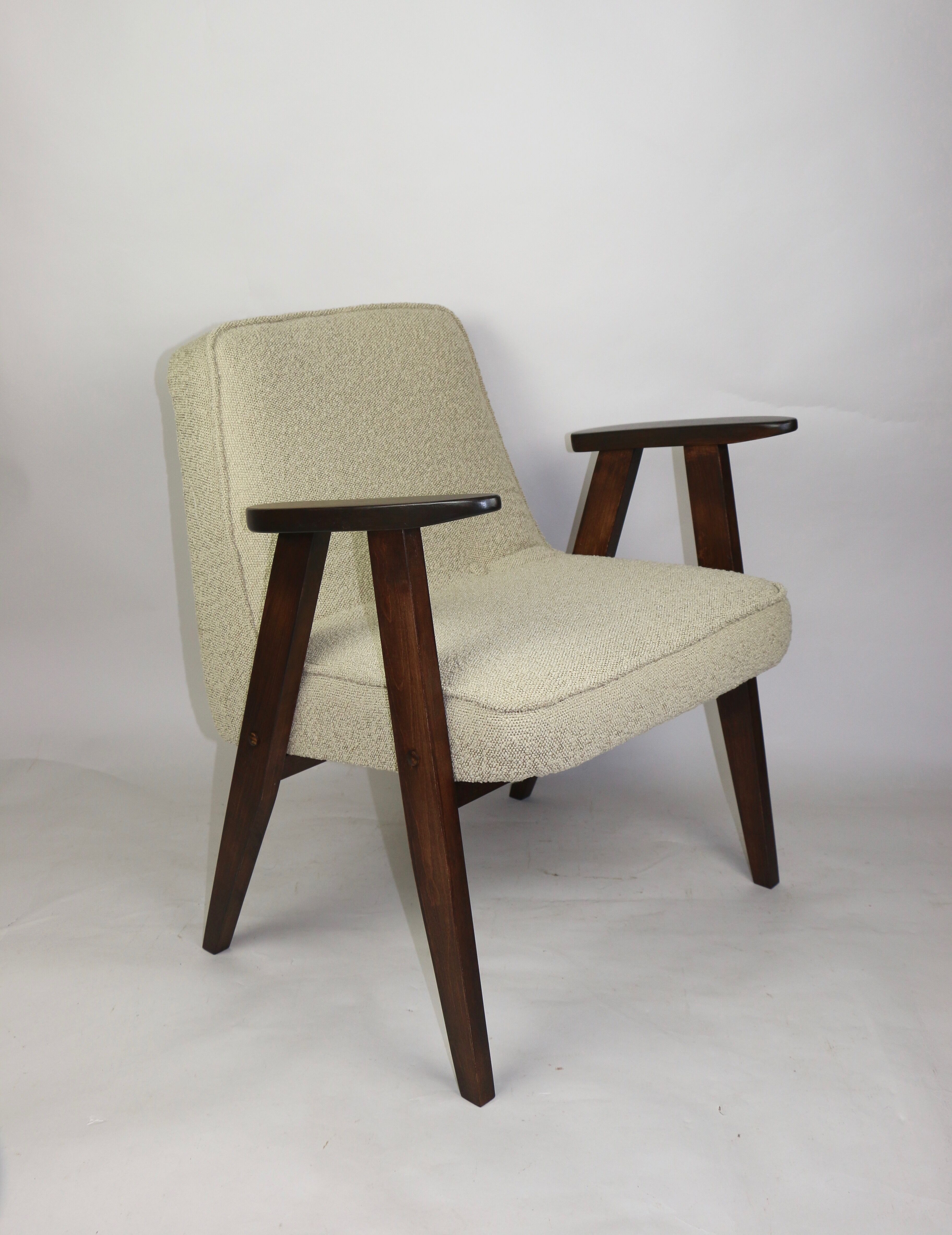 Beige Model 366 Lounge Chair in Boucle by Józef Chierowski, 1970s