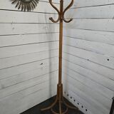 Parrot coat rack in curved wood