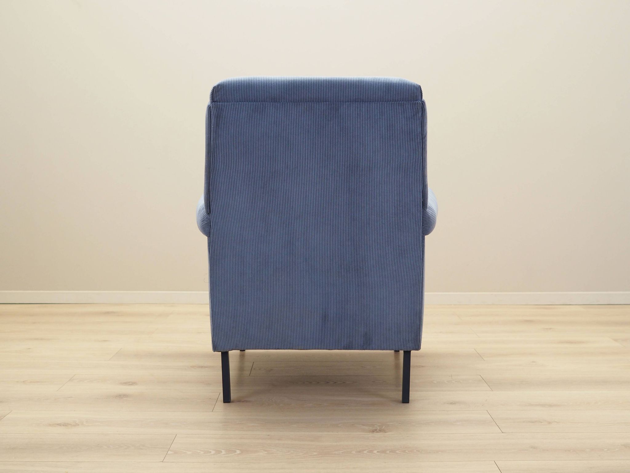Lounge armchair, Italian design, 1970s, production: Italy