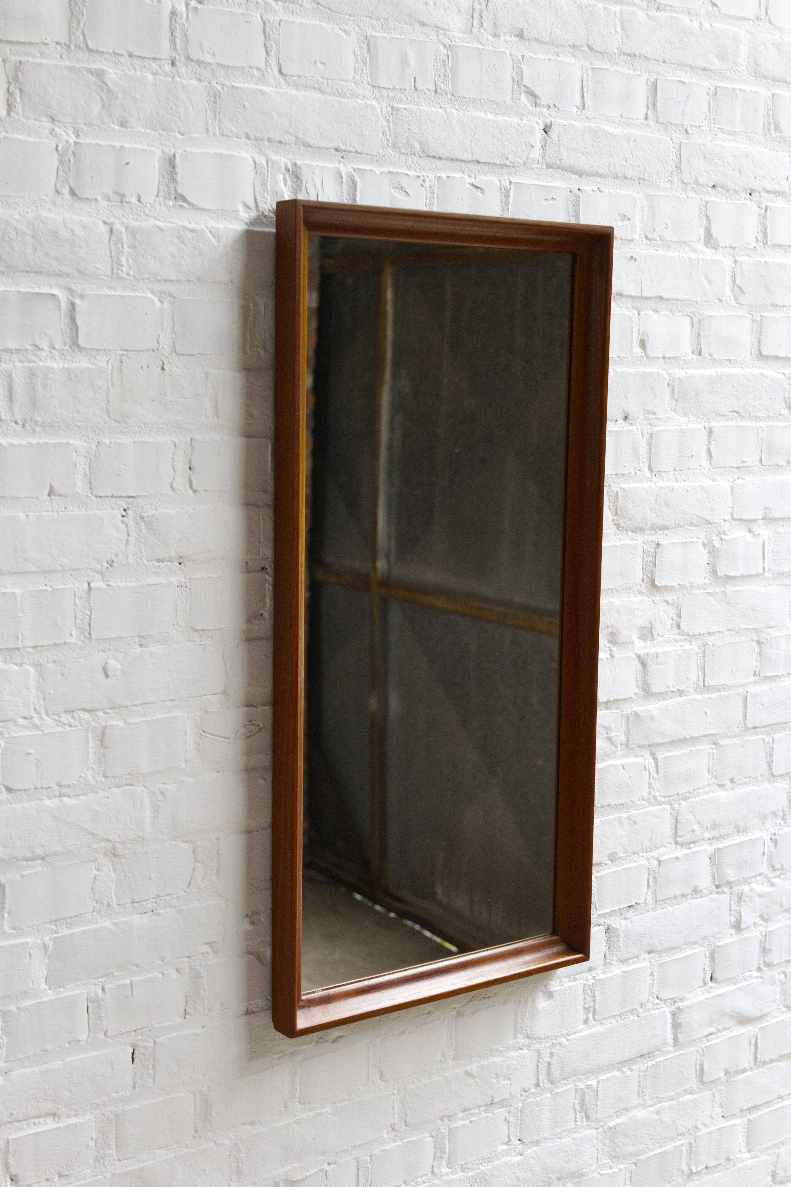 Miroir vintage danois en teck, années 1960
