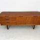 Buffet vintage unique en teck des années 1960, produit par Nathan au Royaume-Uni.