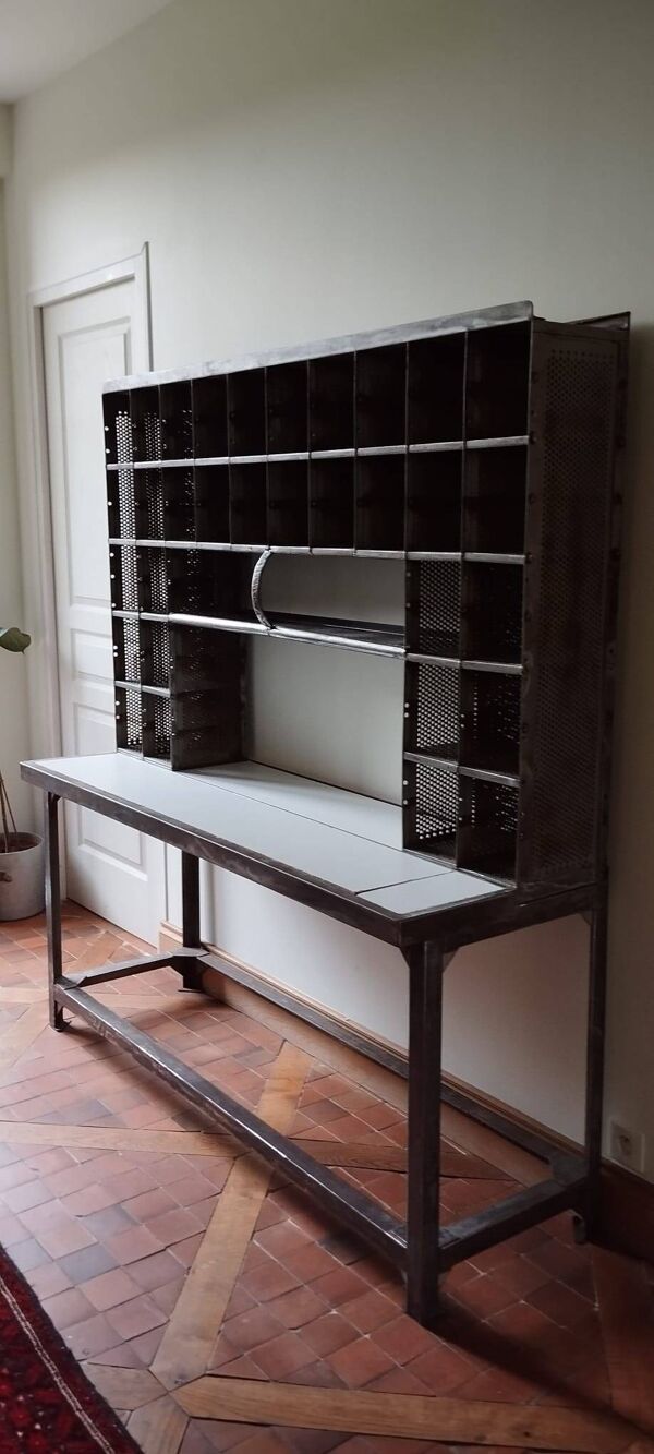 Bureau de tri postal