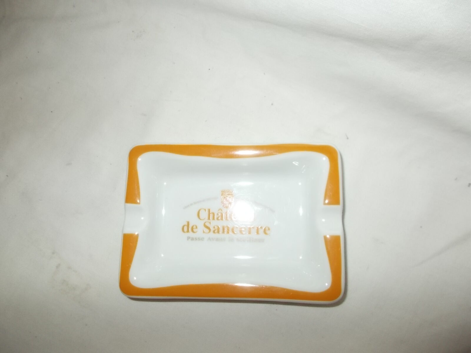 Advertising ashtray chateau de sancerre