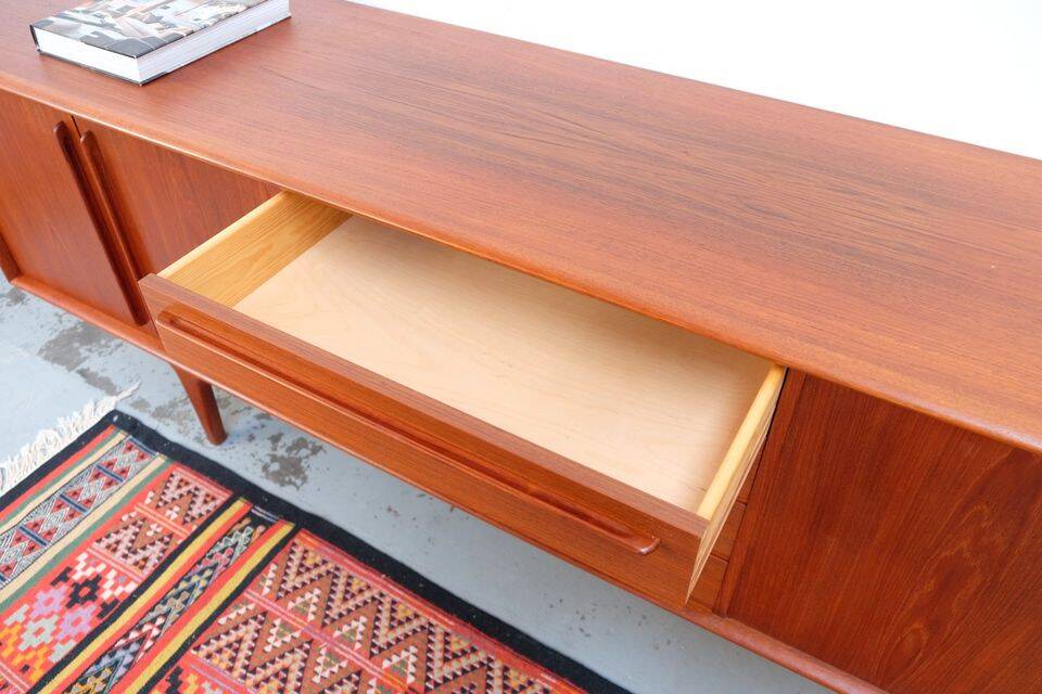 Teak sideboard in 60s/70s style, retro Danish vintage.