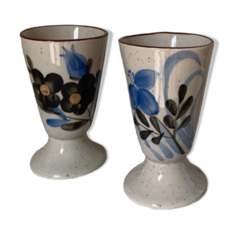 2 mazagrans in blue flowered stoneware