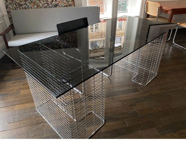 Grand Bureau de direction “Wire” par Terrence Conran - chrome et verre fumé - modulable en Table Basse