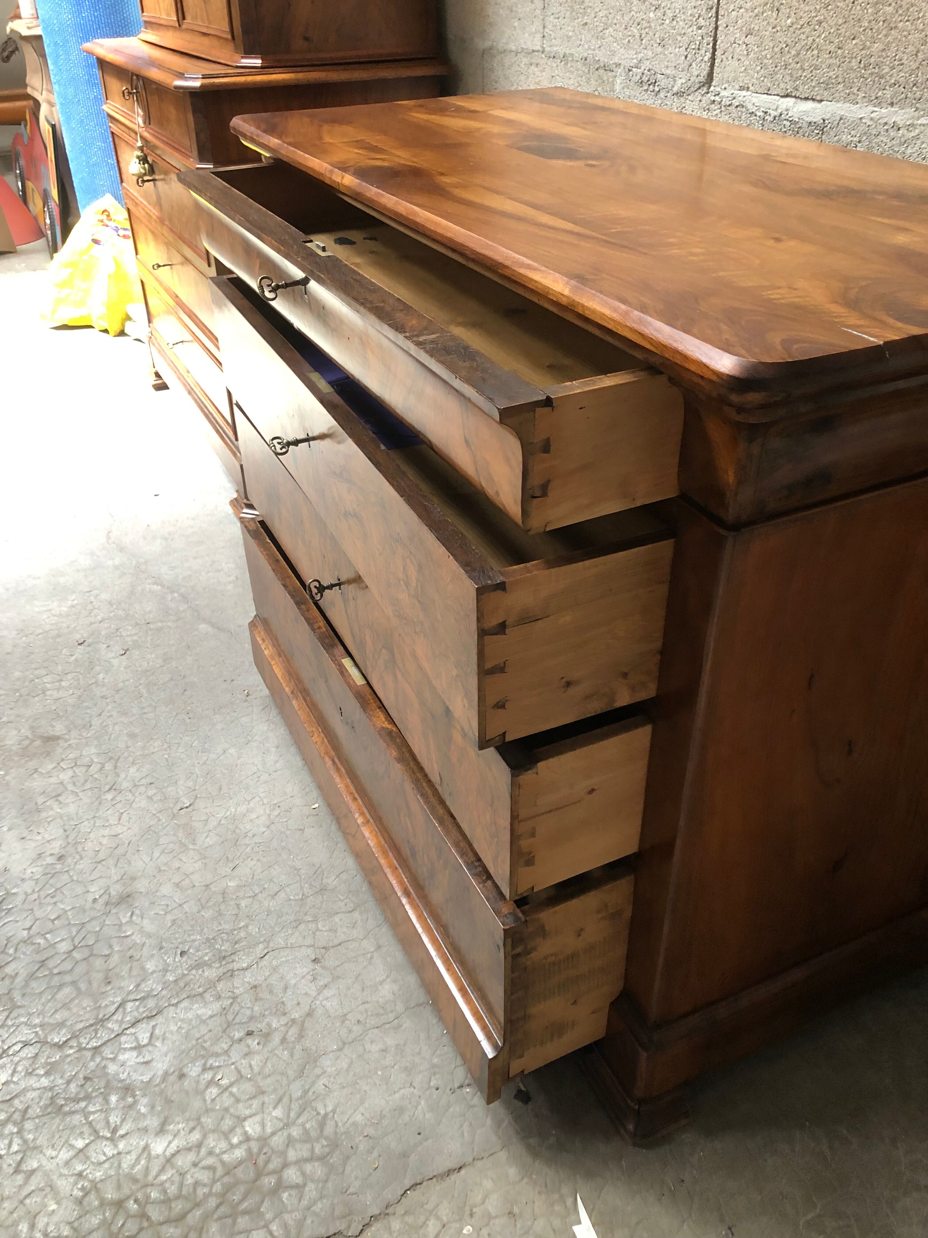 Louis Philippe old dresser