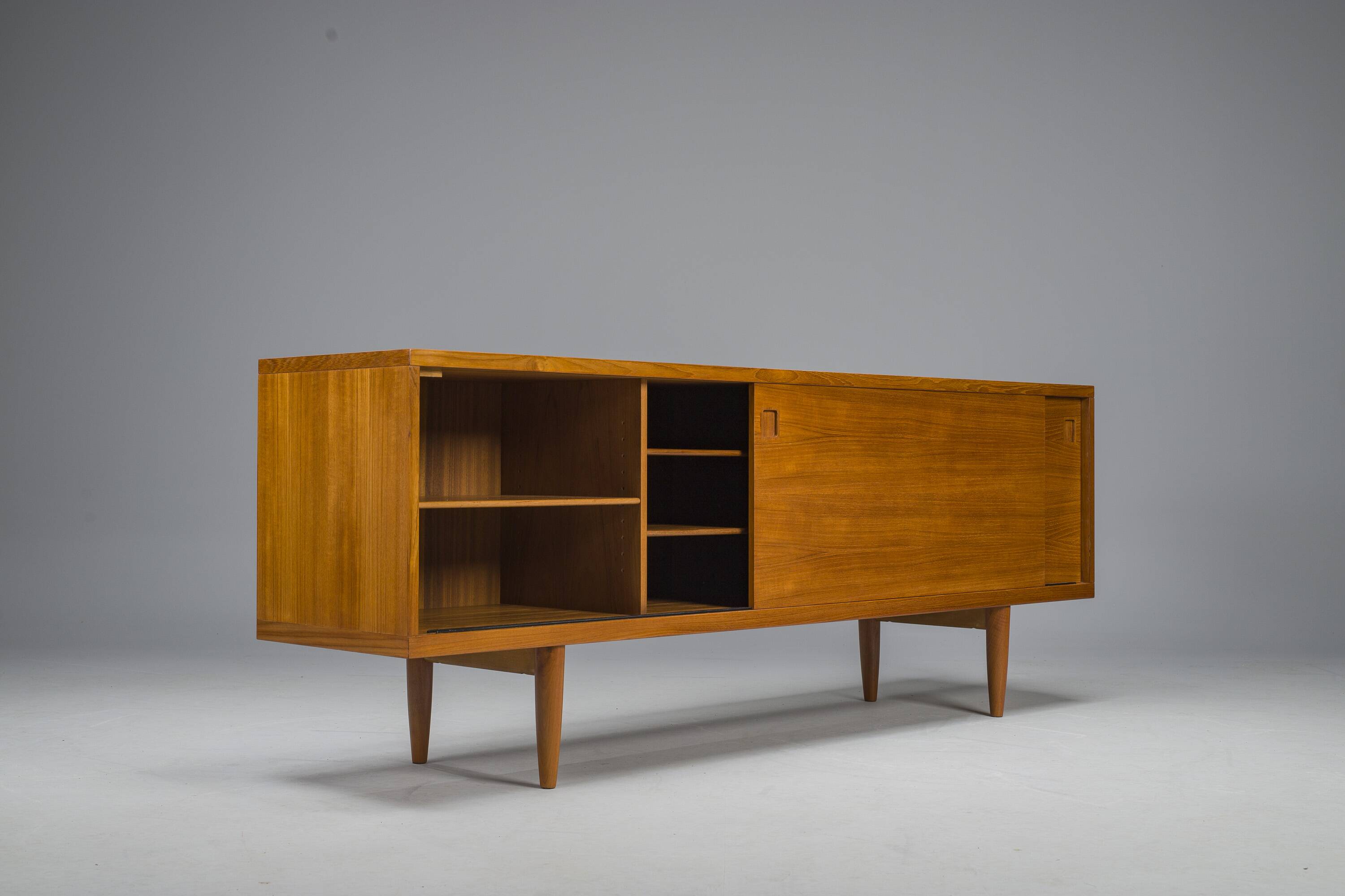 Vintage Model No. 20 Sideboard by Niels O. Møller for JL Møllers, 1960s