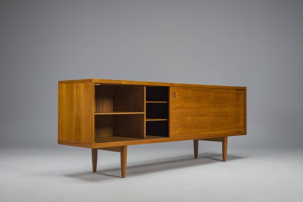 Enfilade modèle n°20 par Niels O. Møller pour J.L. Møllers, 1960