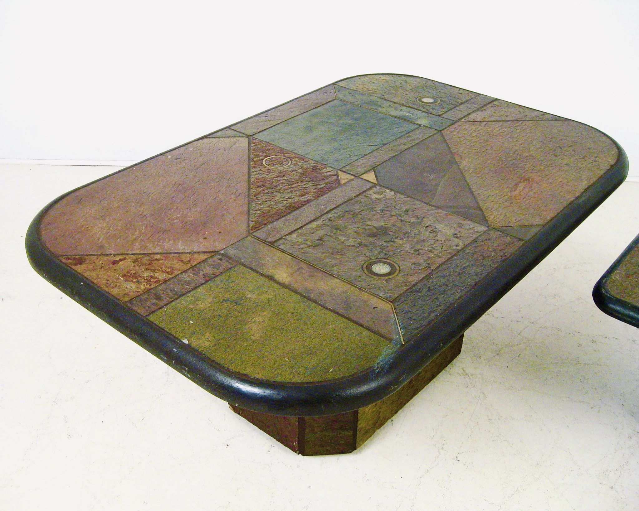 Coffee table in stone marquetry