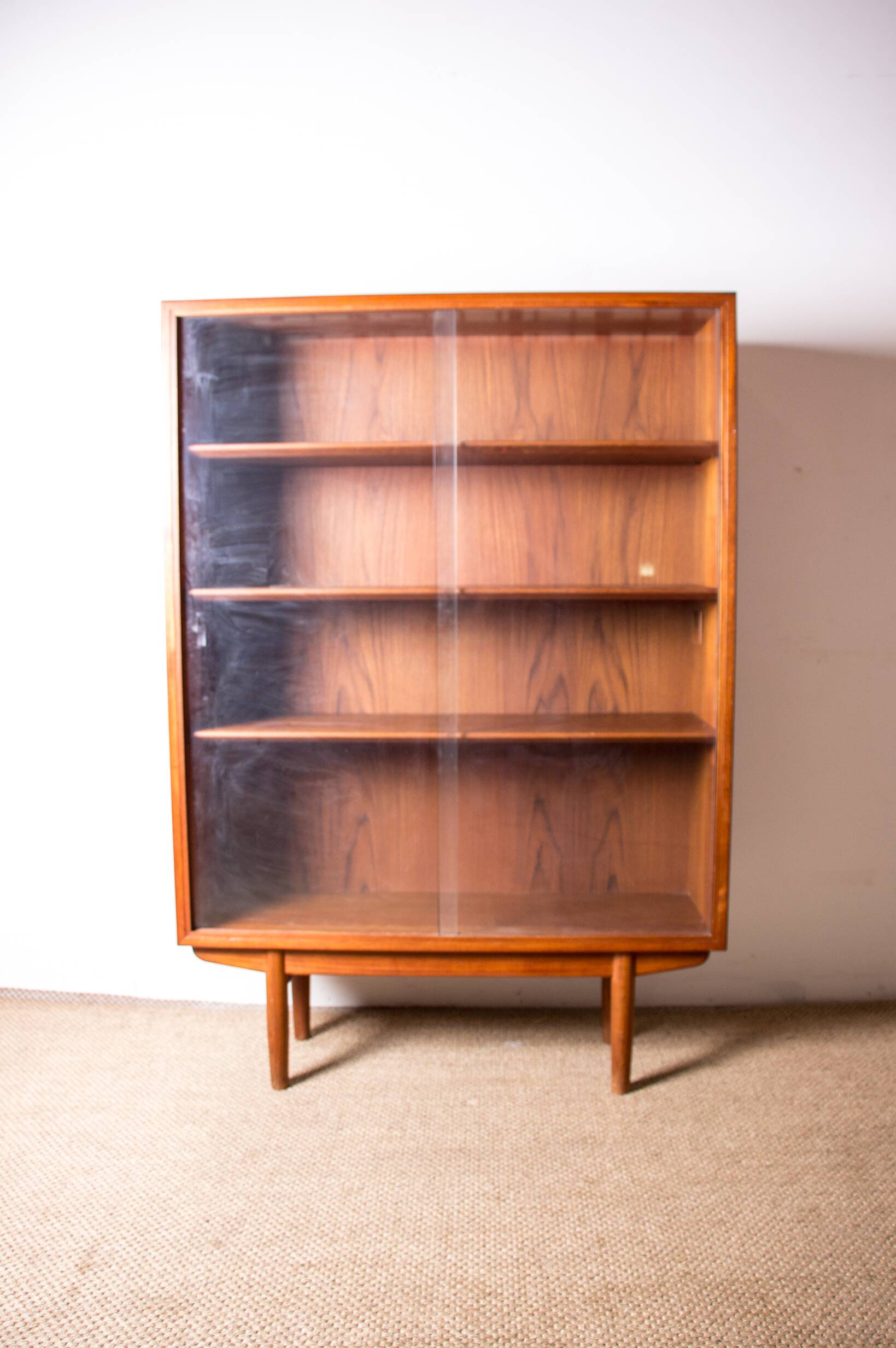 Danish Teak Bookcase, Showcase by Borge Mogensen for Soborg Mobelfabrik 1960.