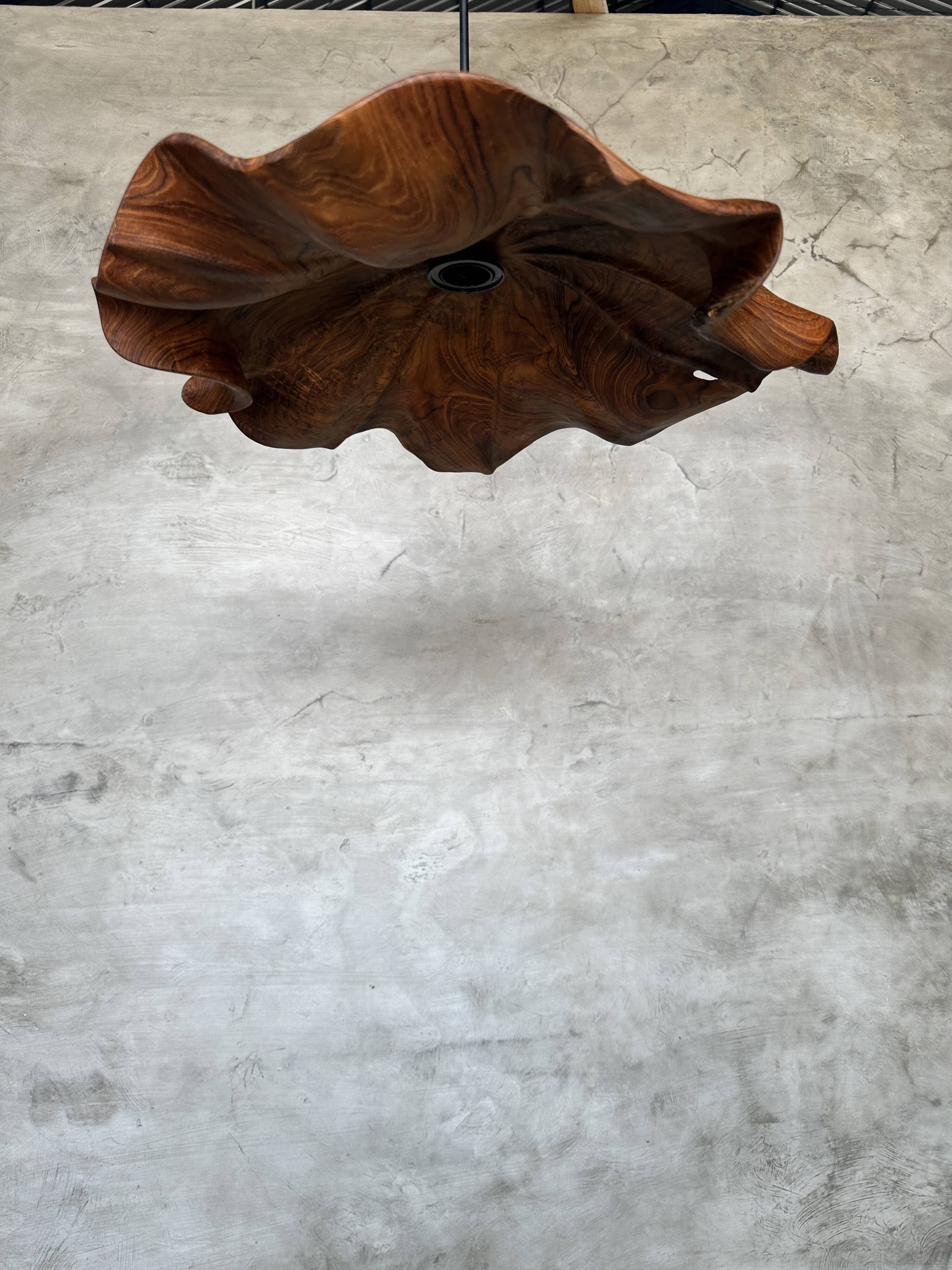 Large pendant light in corrugated teak leaf (Large D:60 H:20)