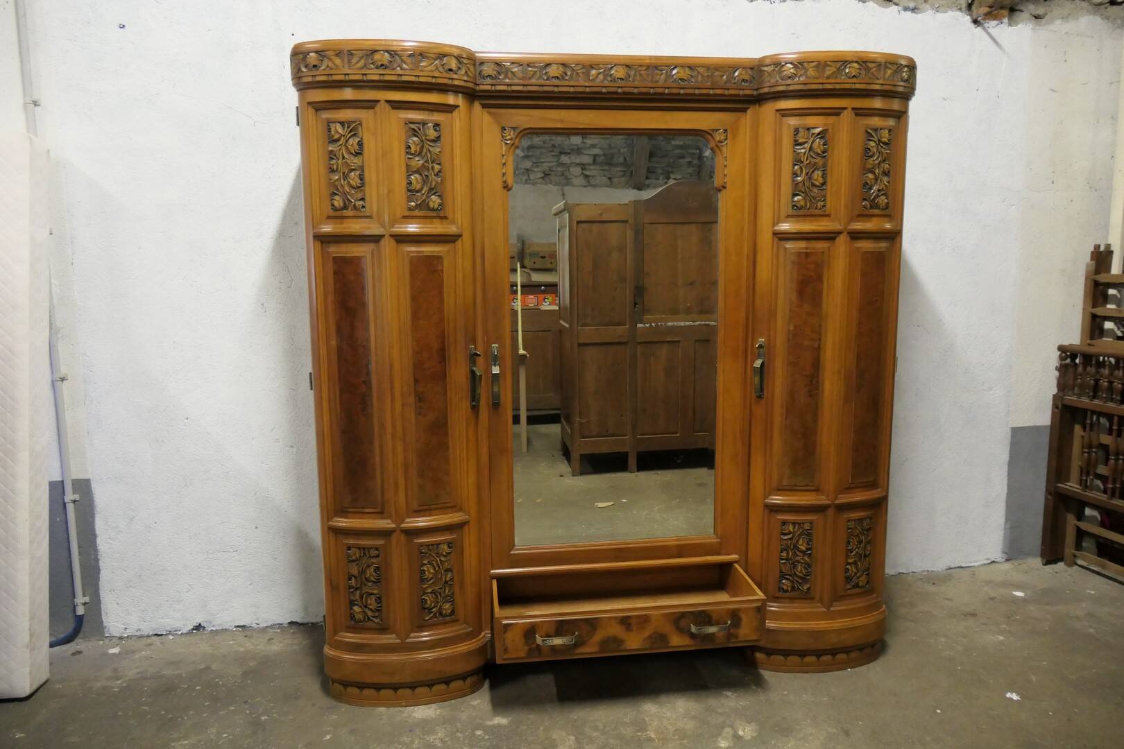 Art deco wardrobe