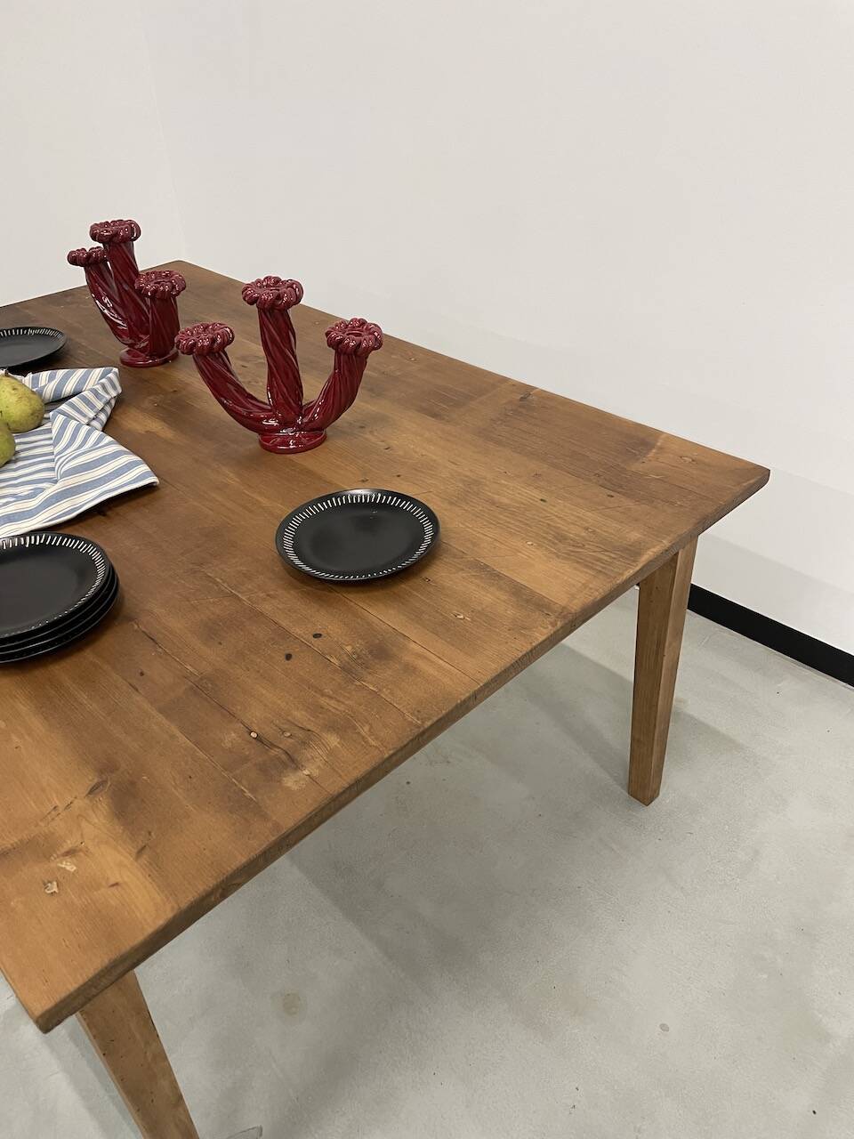 Pine farmhouse table 160 x 110 cm