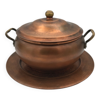 Vintage tureen with its red copper top