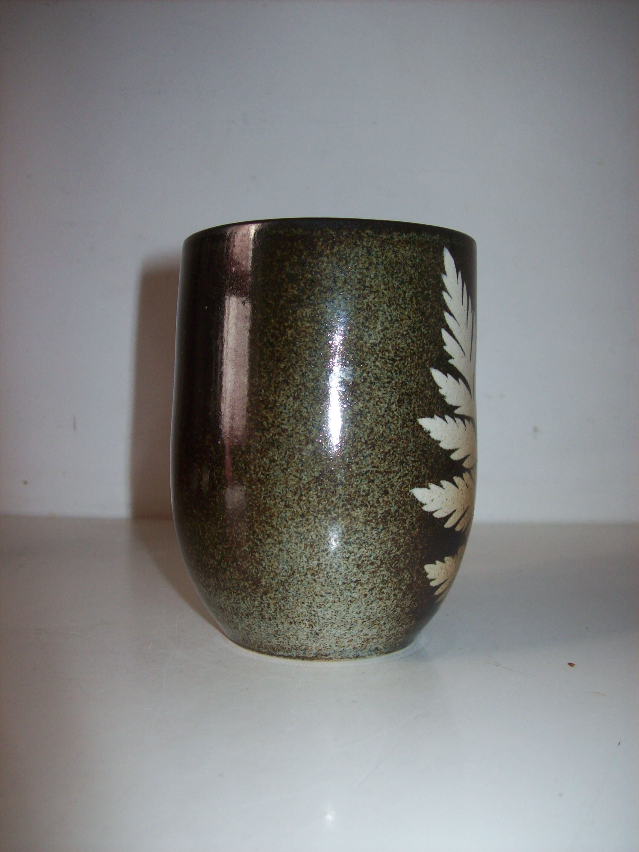 Ceramic cup