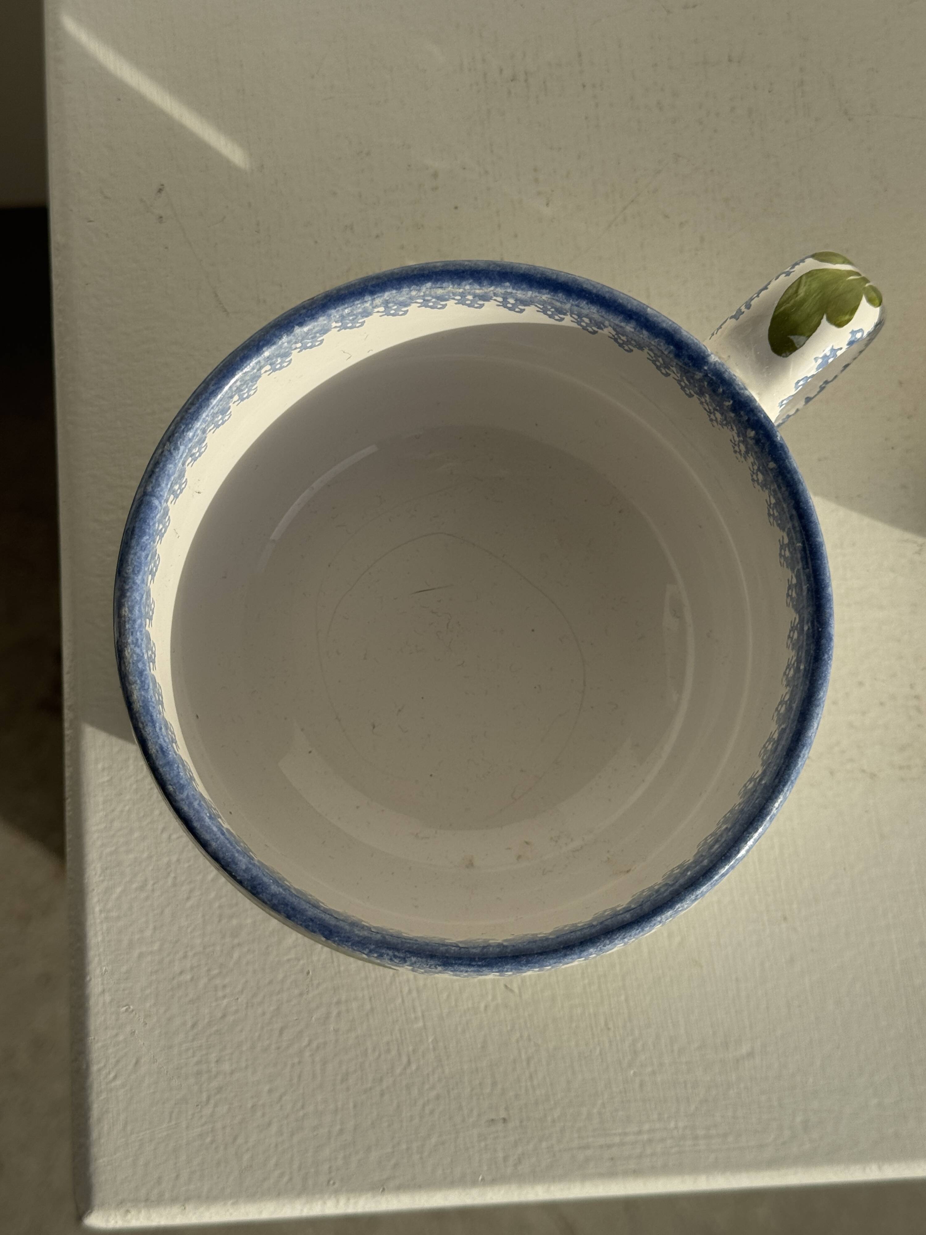 Set of 2 blue Quimper earthenware mugs H6.5 D15