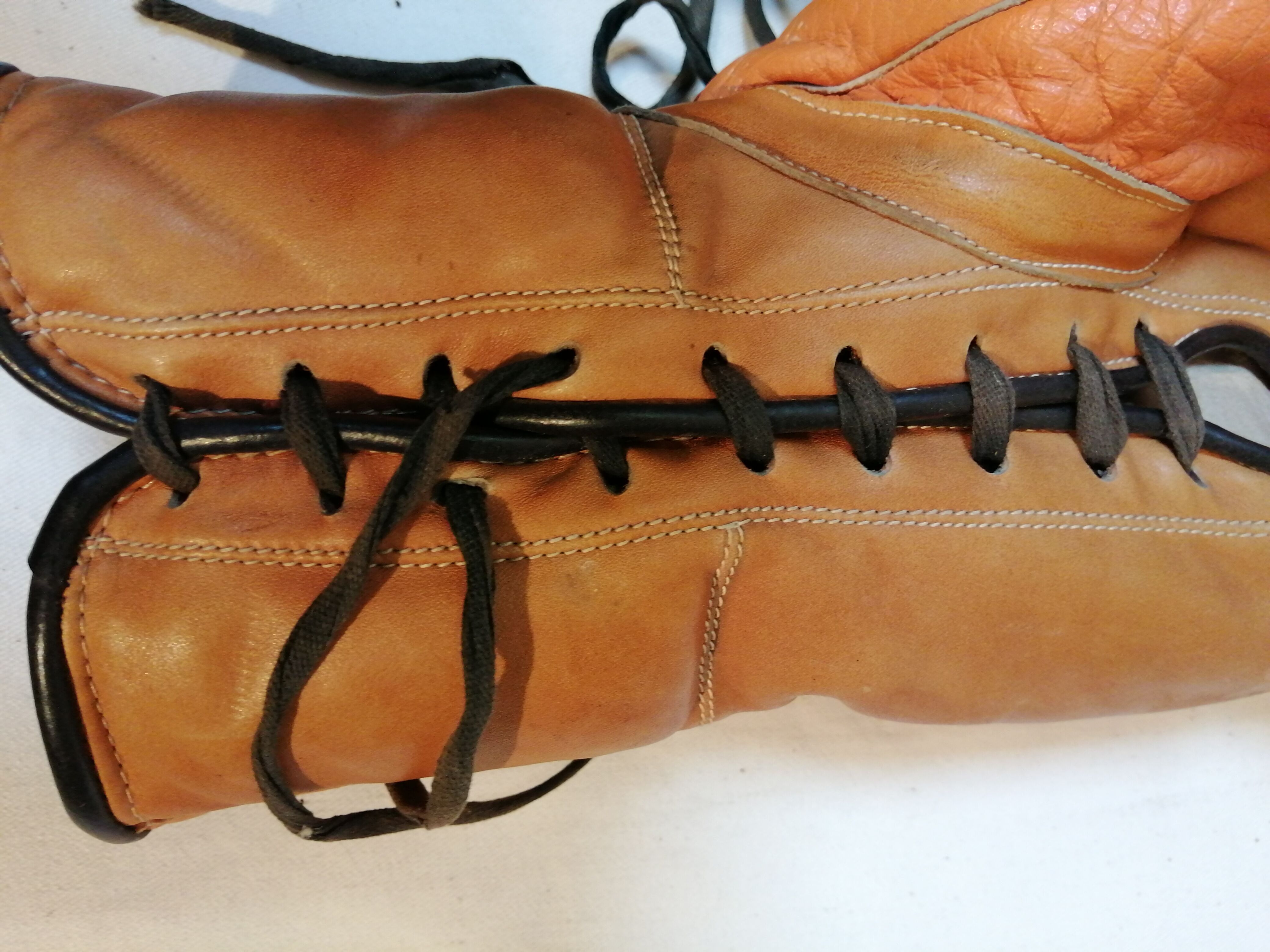 Vintage Leone Anniversary Leather Boxing Gloves 1947