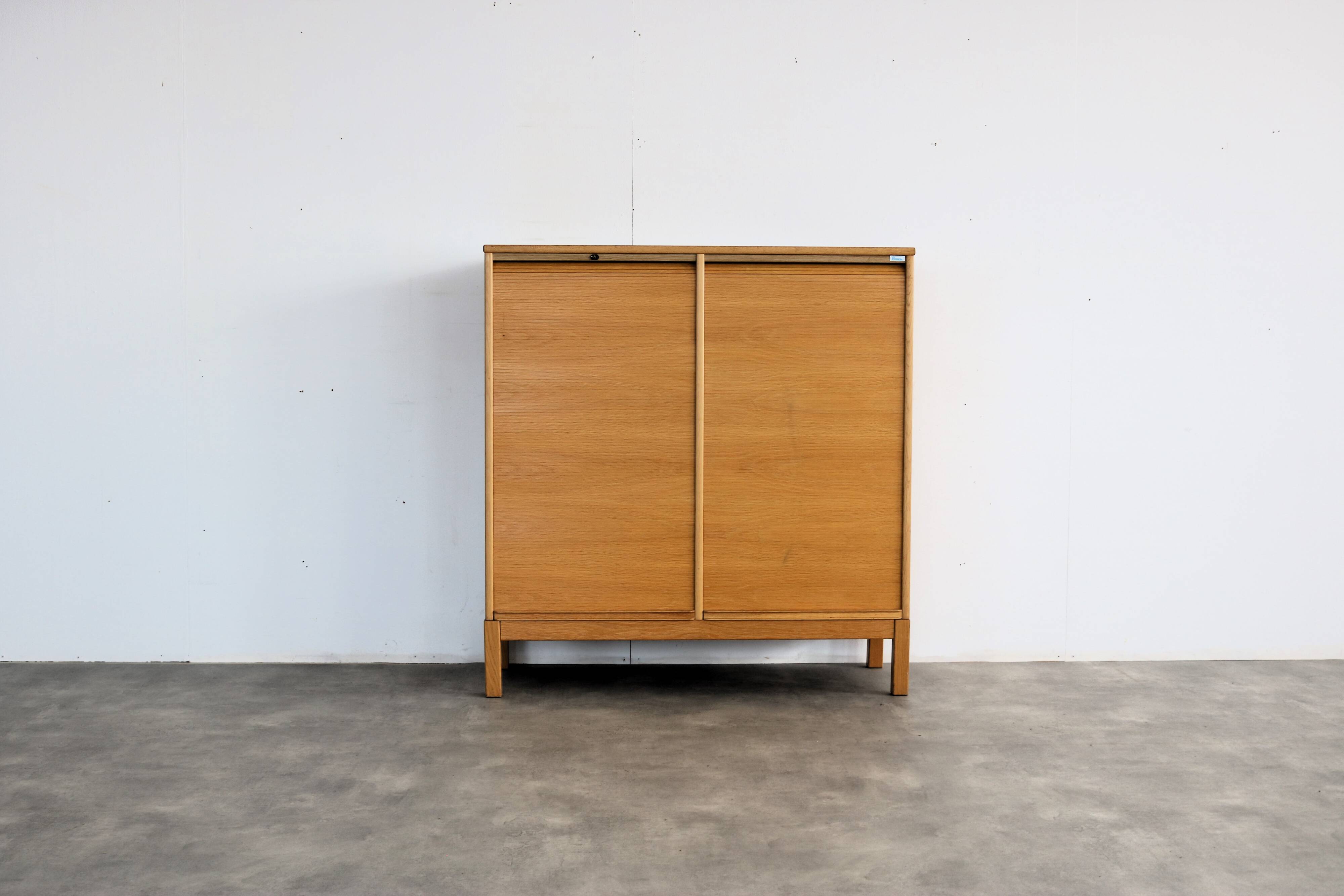 Vintage filing cabinet | office cupboard | 60s | kinnarps