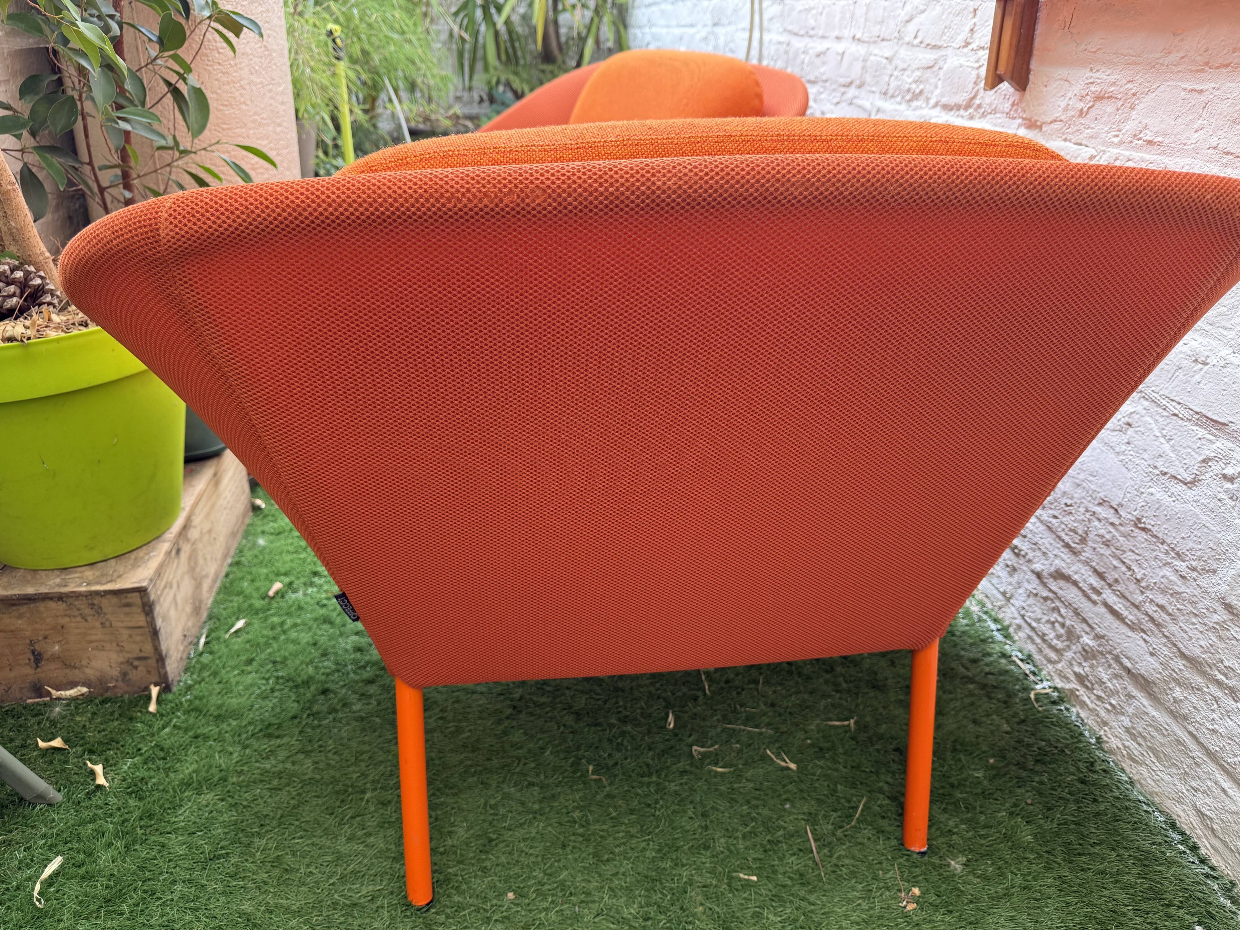 Pair of Offecct Netframe armchairs - Scandinavian Design