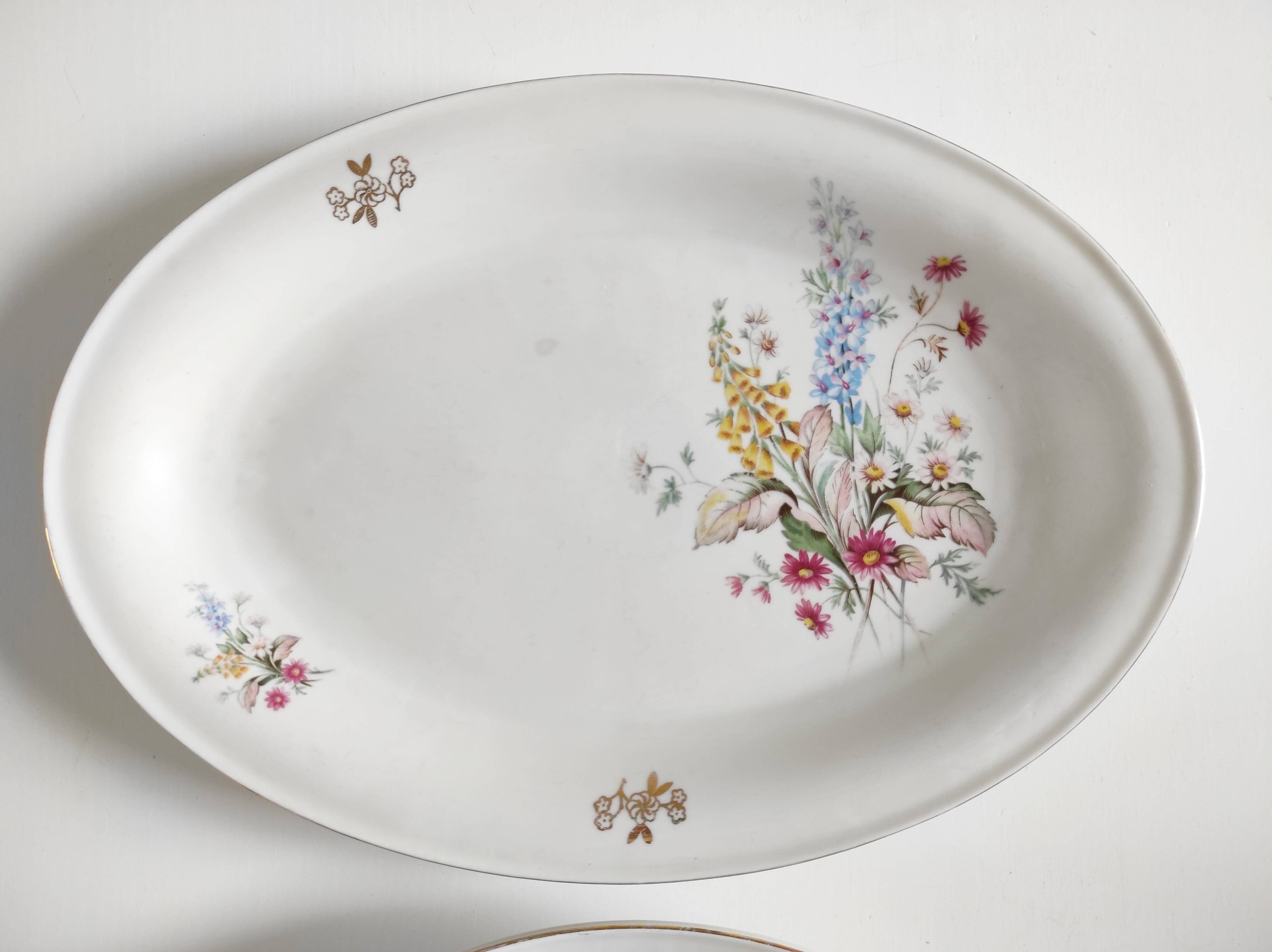 Two German Bavaria porcelain dishes