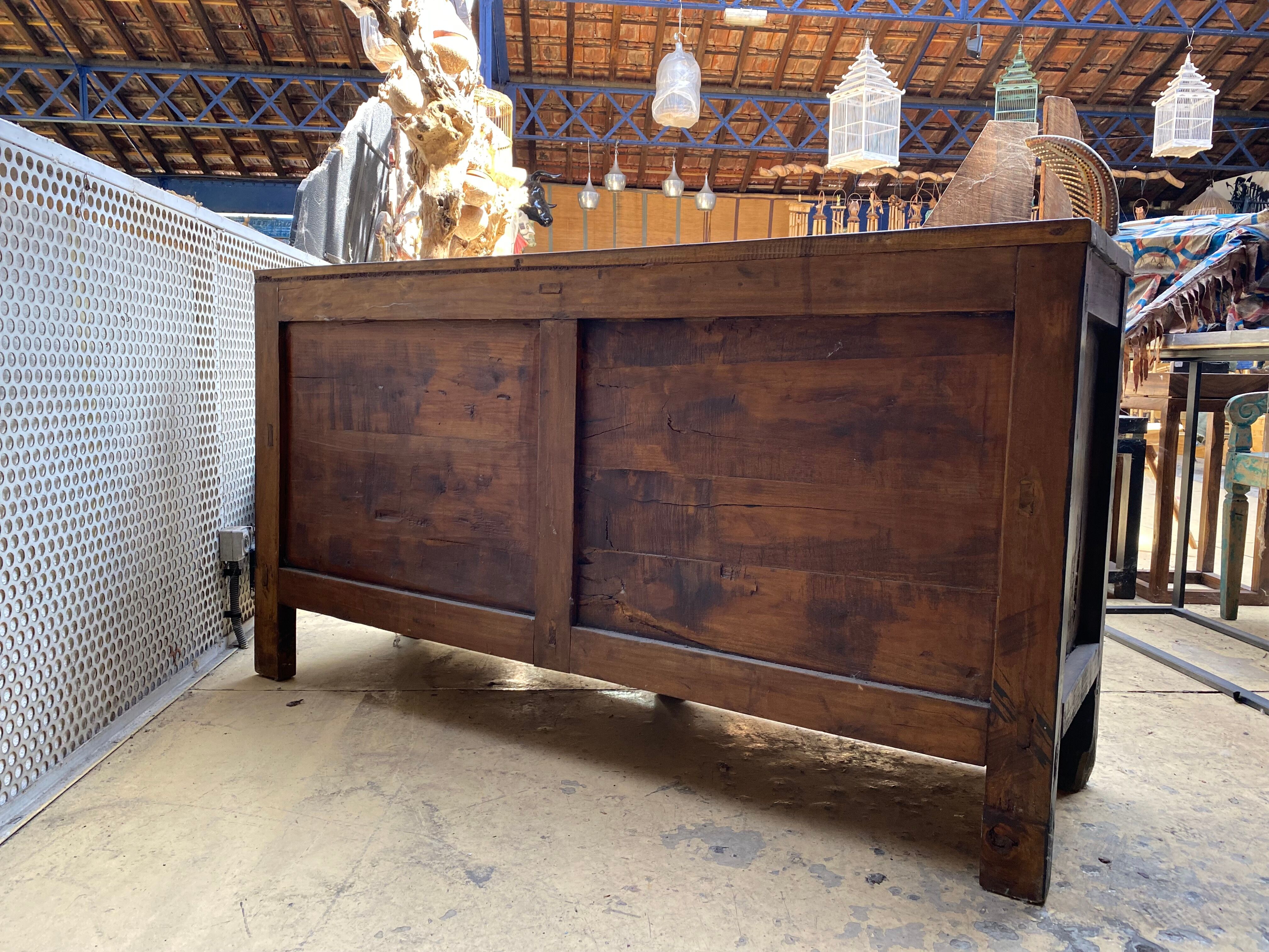 Coffre storage patinated wood Mongole late 19th