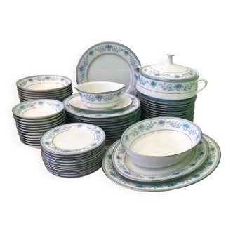 Service Noritake Blue Hill 64 pièces pour 12 personnes