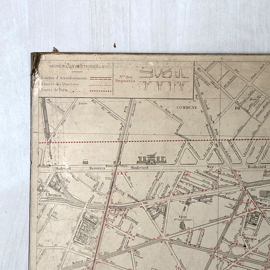 Old cardboard map of Paris - 18th Arrondissement