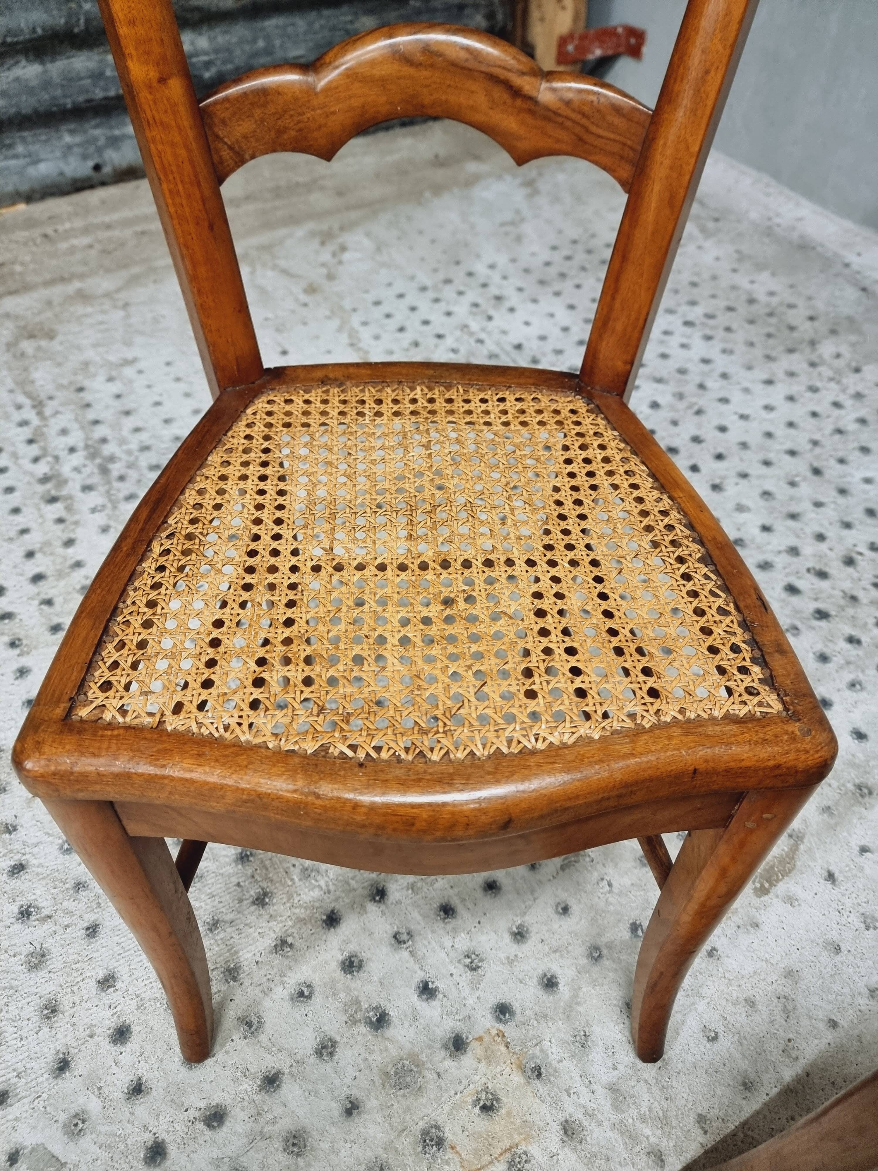 Antique set of chairs walnut with webbing