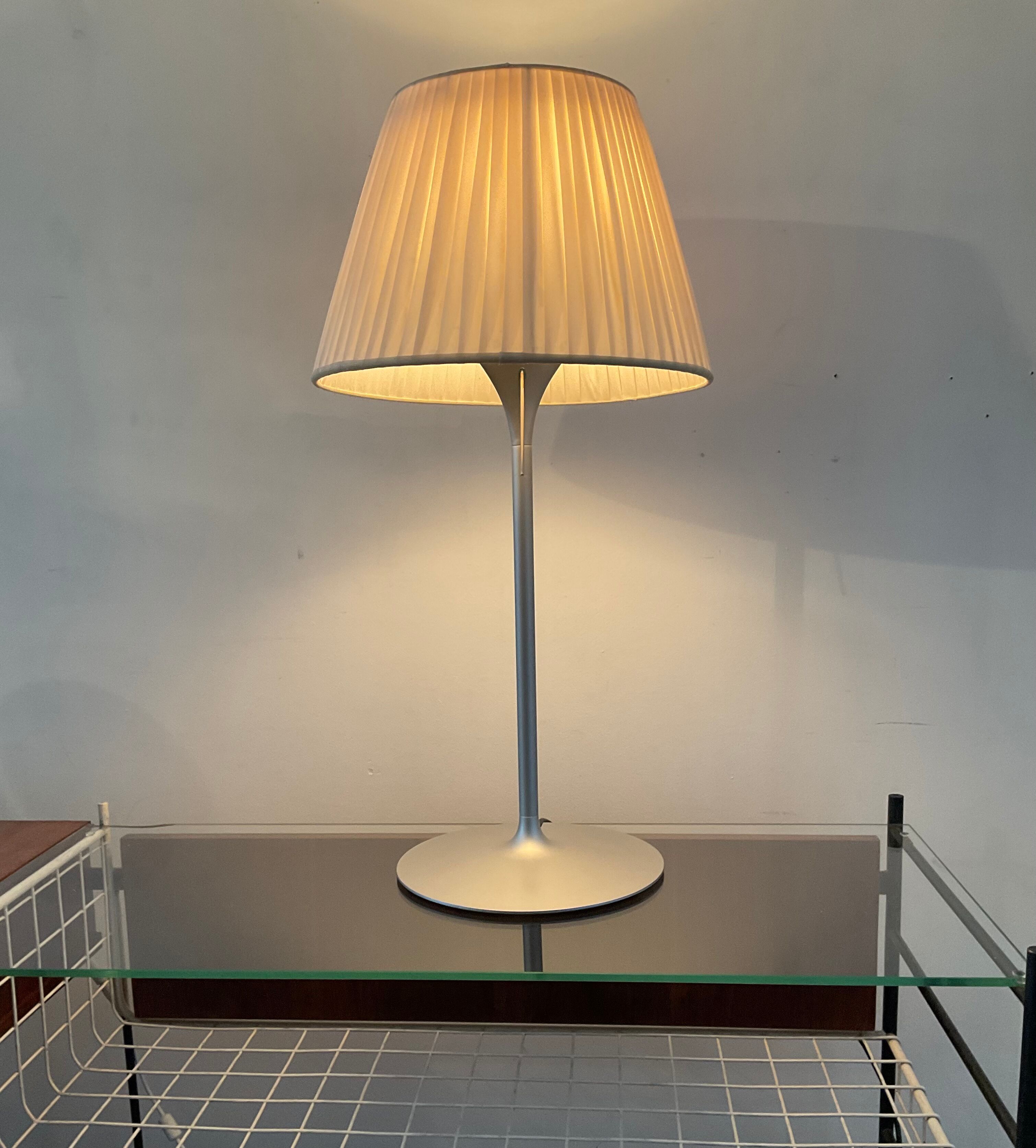 Romeo Soft Lamp By Philippe Stark edition Flos