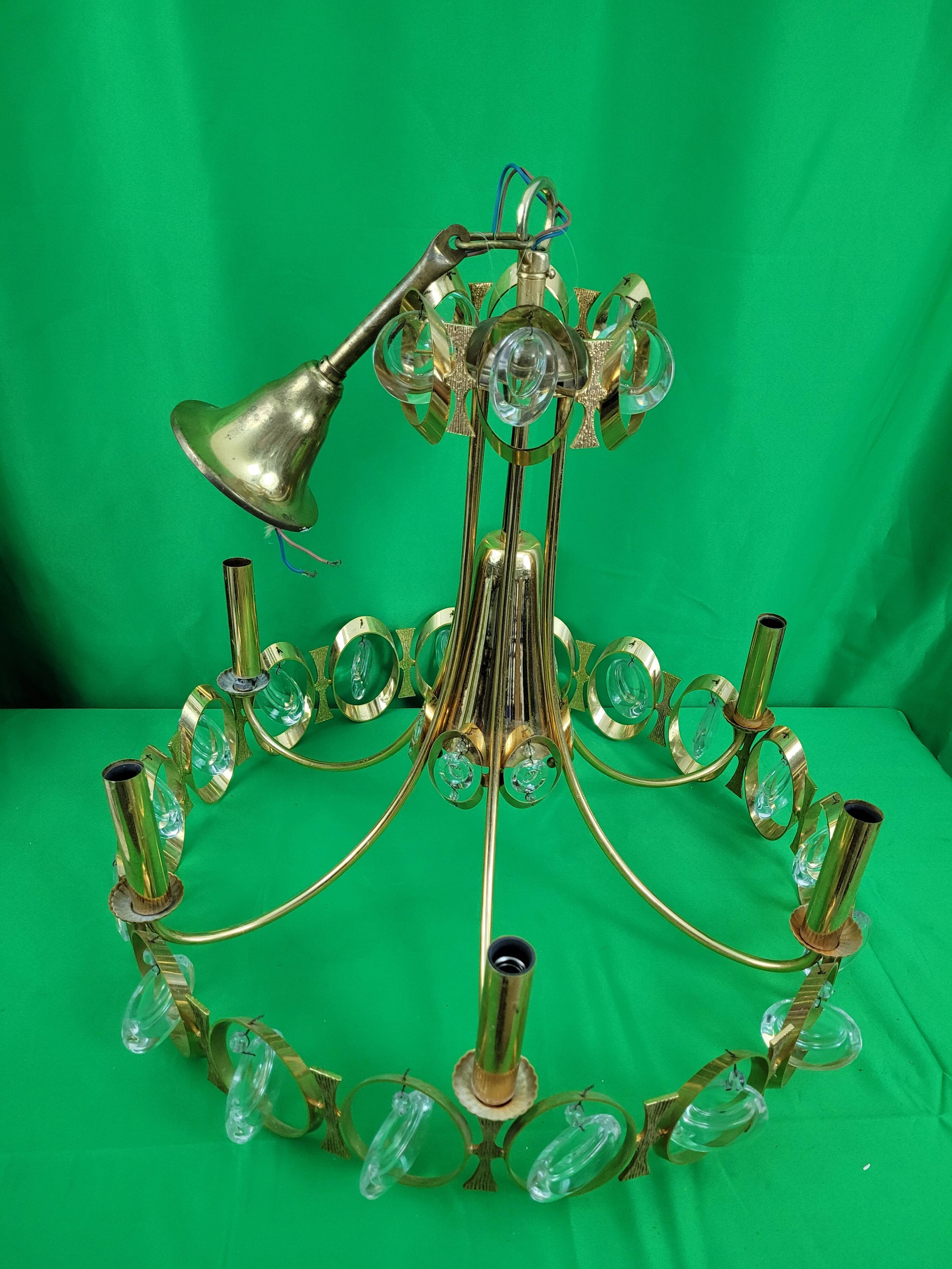 Chandelier in gilded metal and glass from