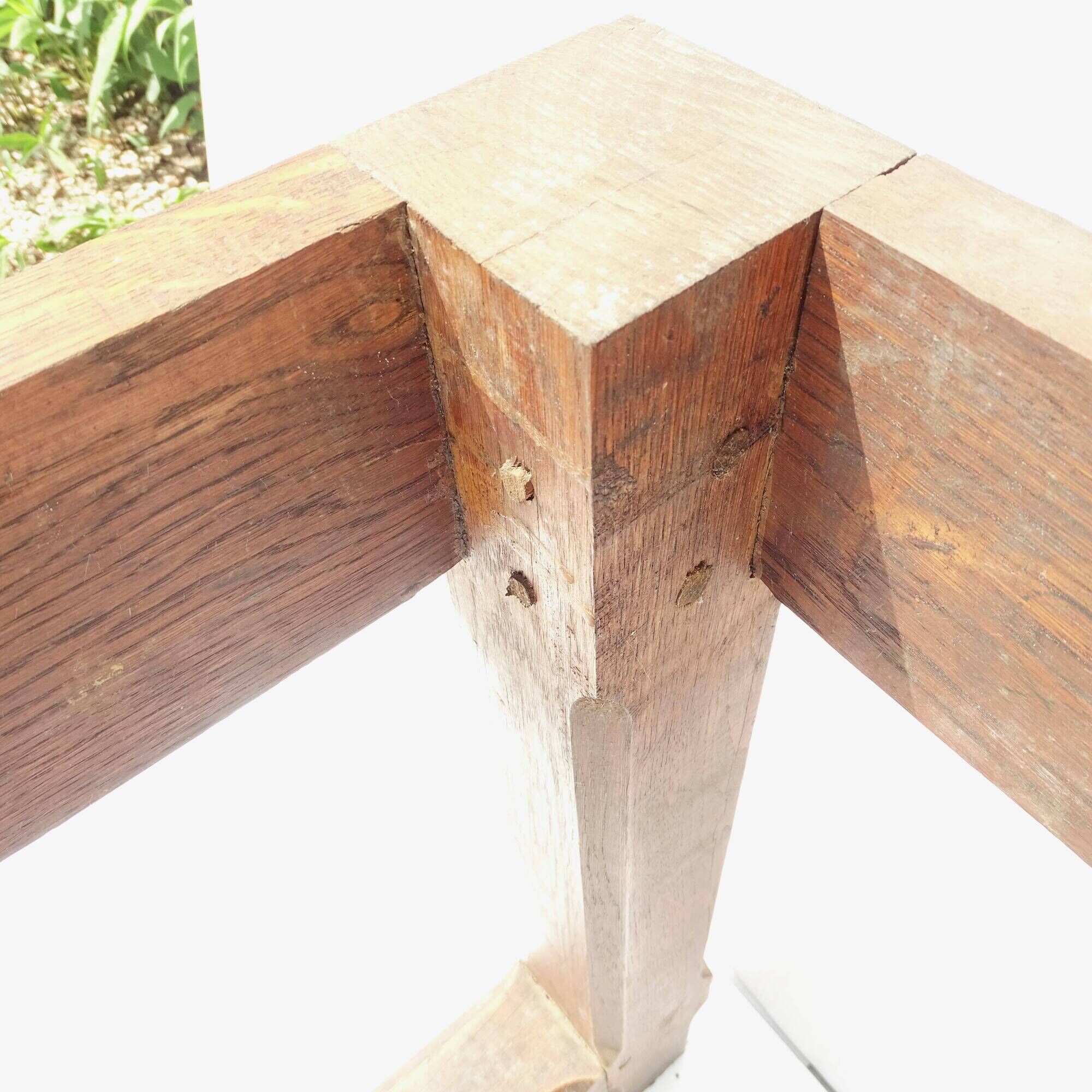 Grande table de ferme ancien en bois massif. 228 x 107.