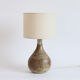 Lampe en grès signée