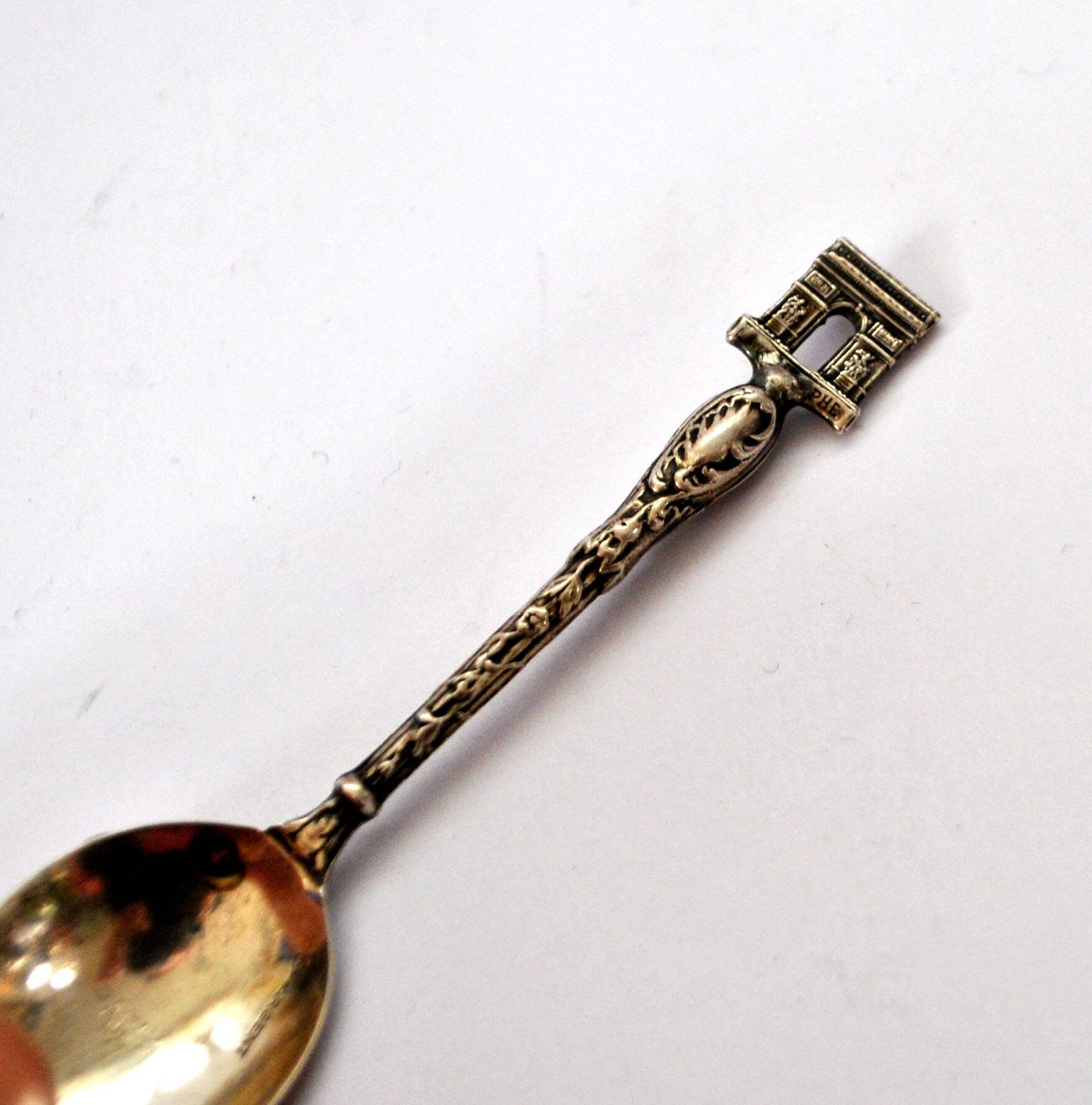 Paris souvenir collector's spoon in SOLID SILVER Minerva Arc de Triomphe