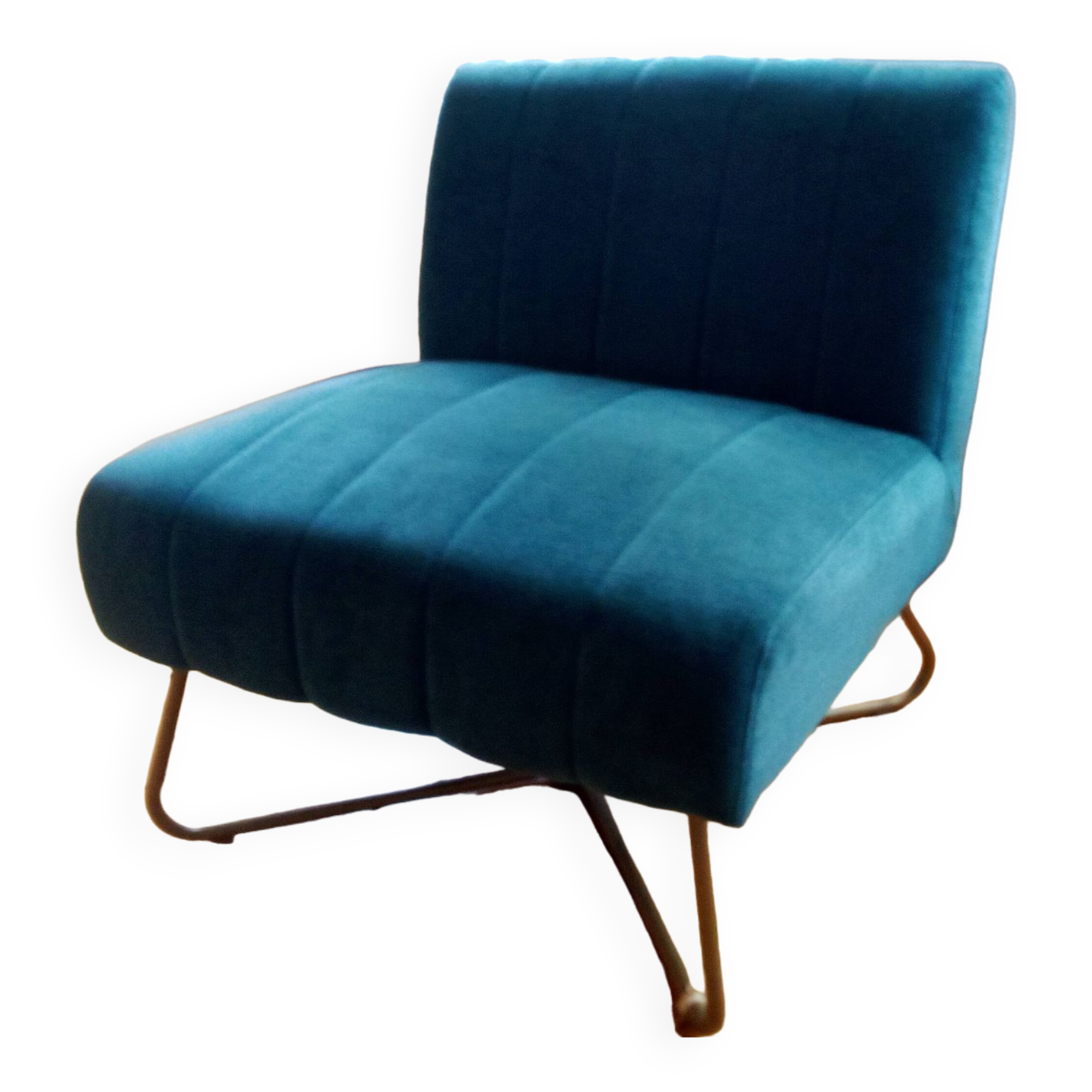 Fauteuil design en velours bleu