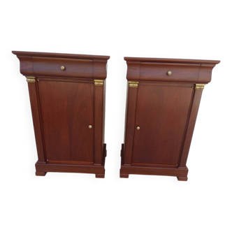 2 bedside tables in solid cherry wood, one drawer, one door with knob
