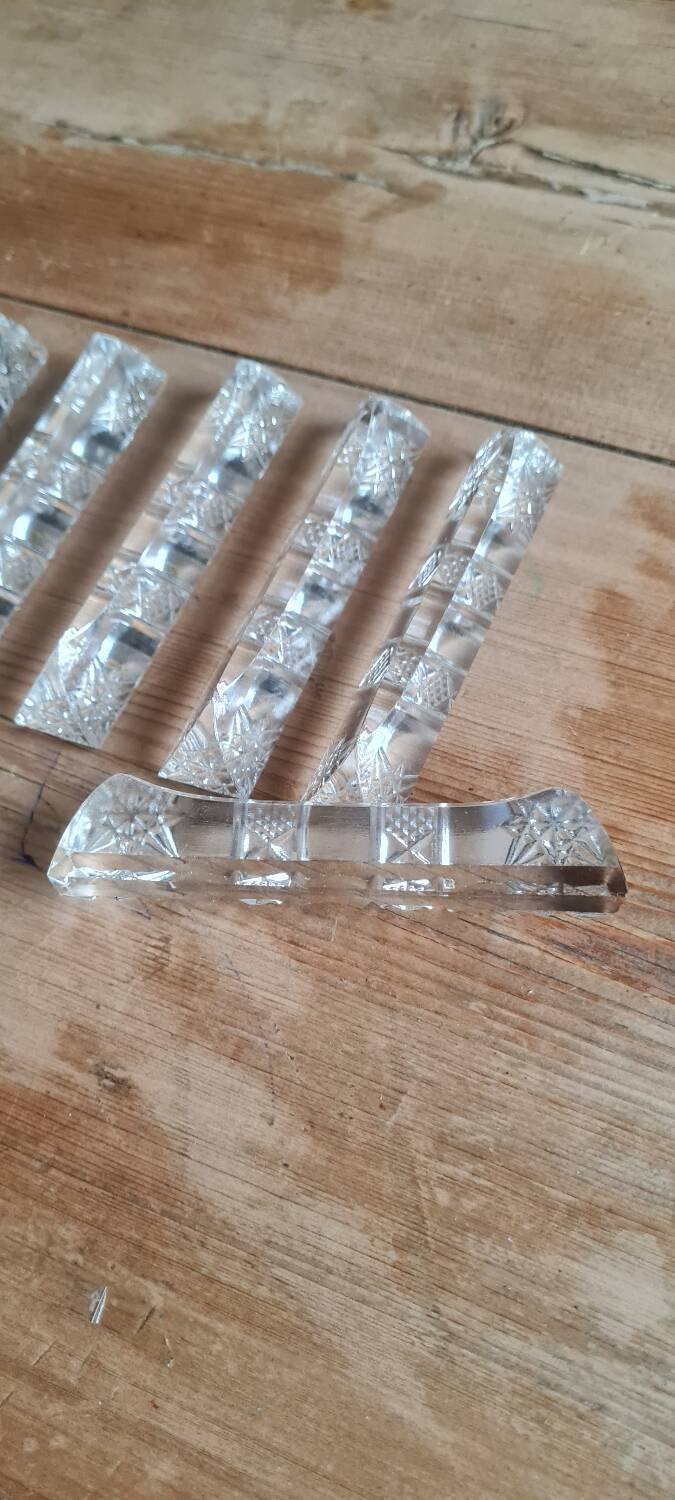 Set of 12 chiseled crystal knife holders