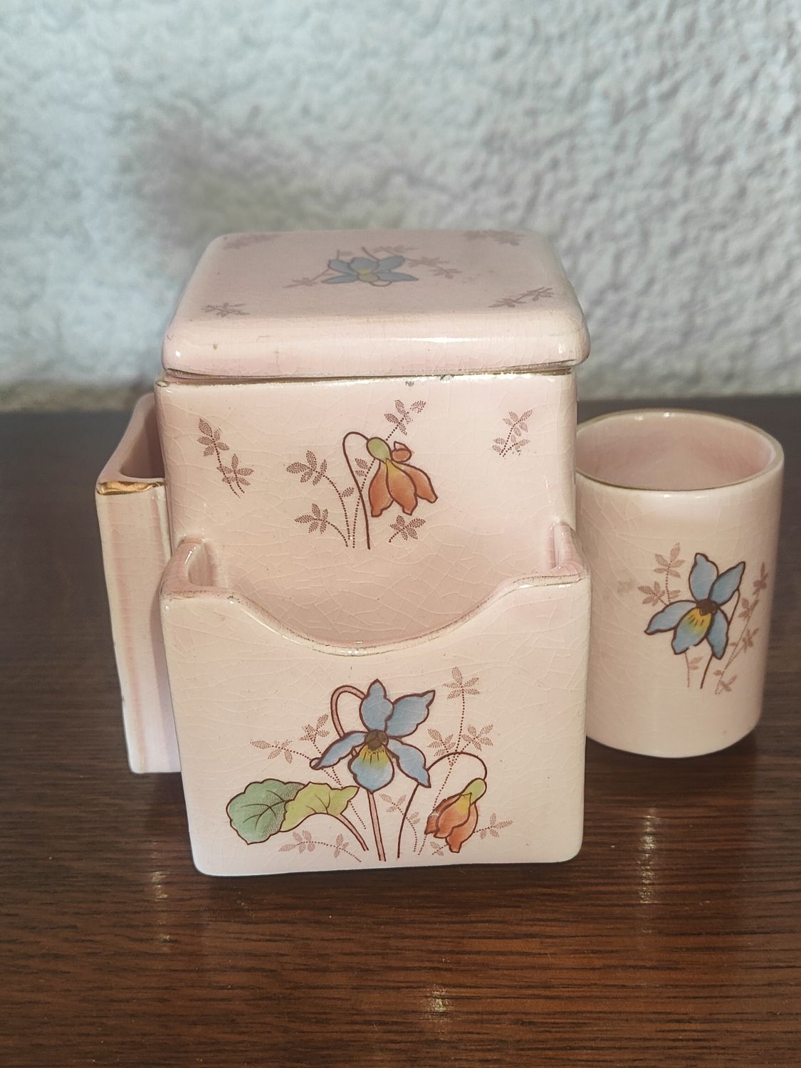 Storage pot with compartments for make-up and beauty products in old earthenware De Bruyn Fives Lille