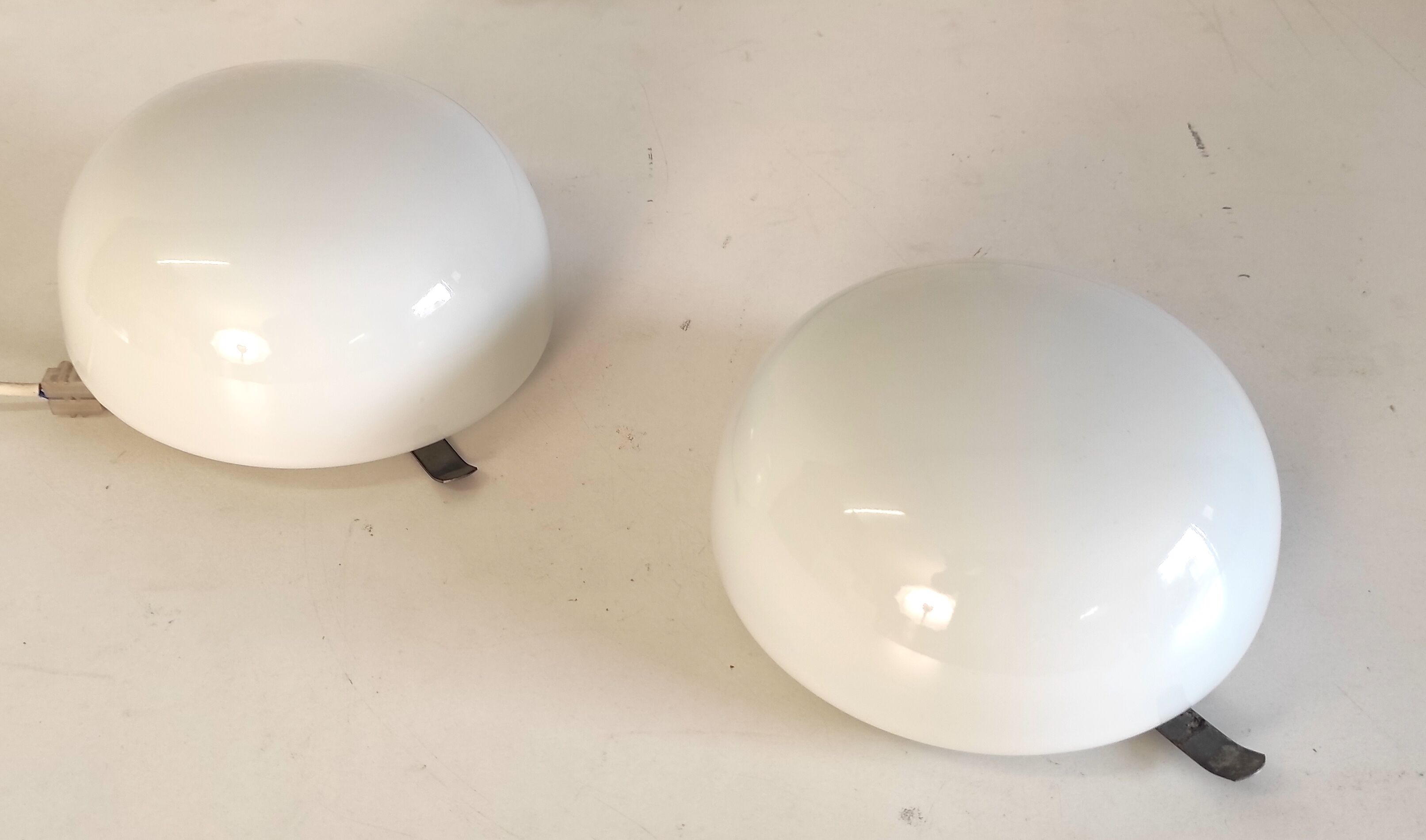 Ceiling lamp globe opaline white diam. 20 cm – 60s
