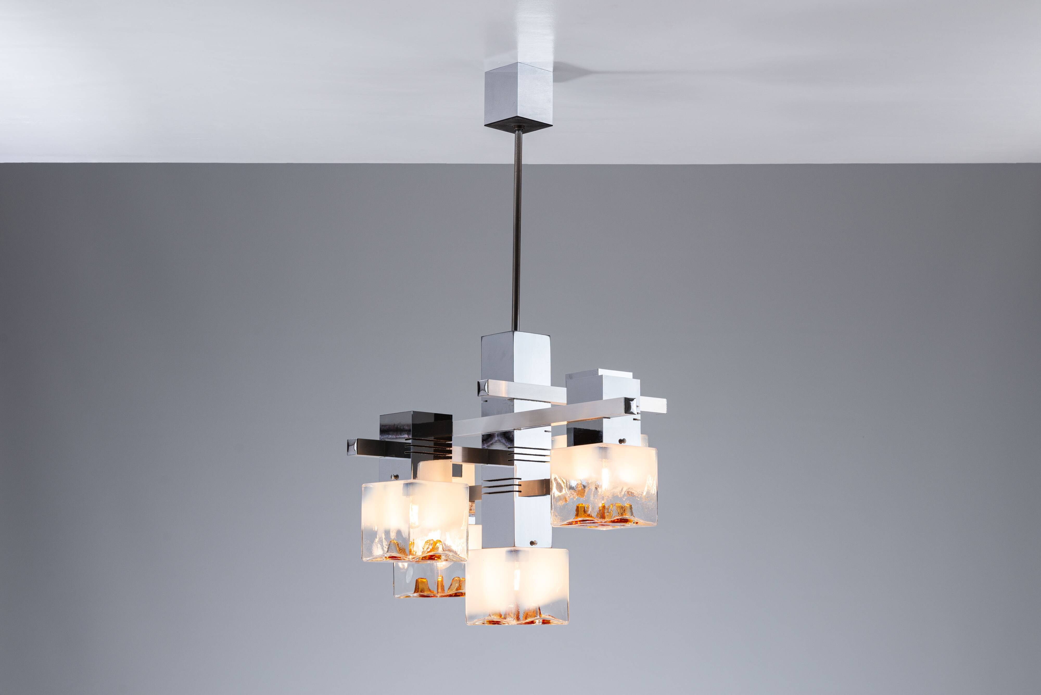 Lustre cubique conçu par Gaetano Sciolari pour AV Mazzega, Italie, années 1970